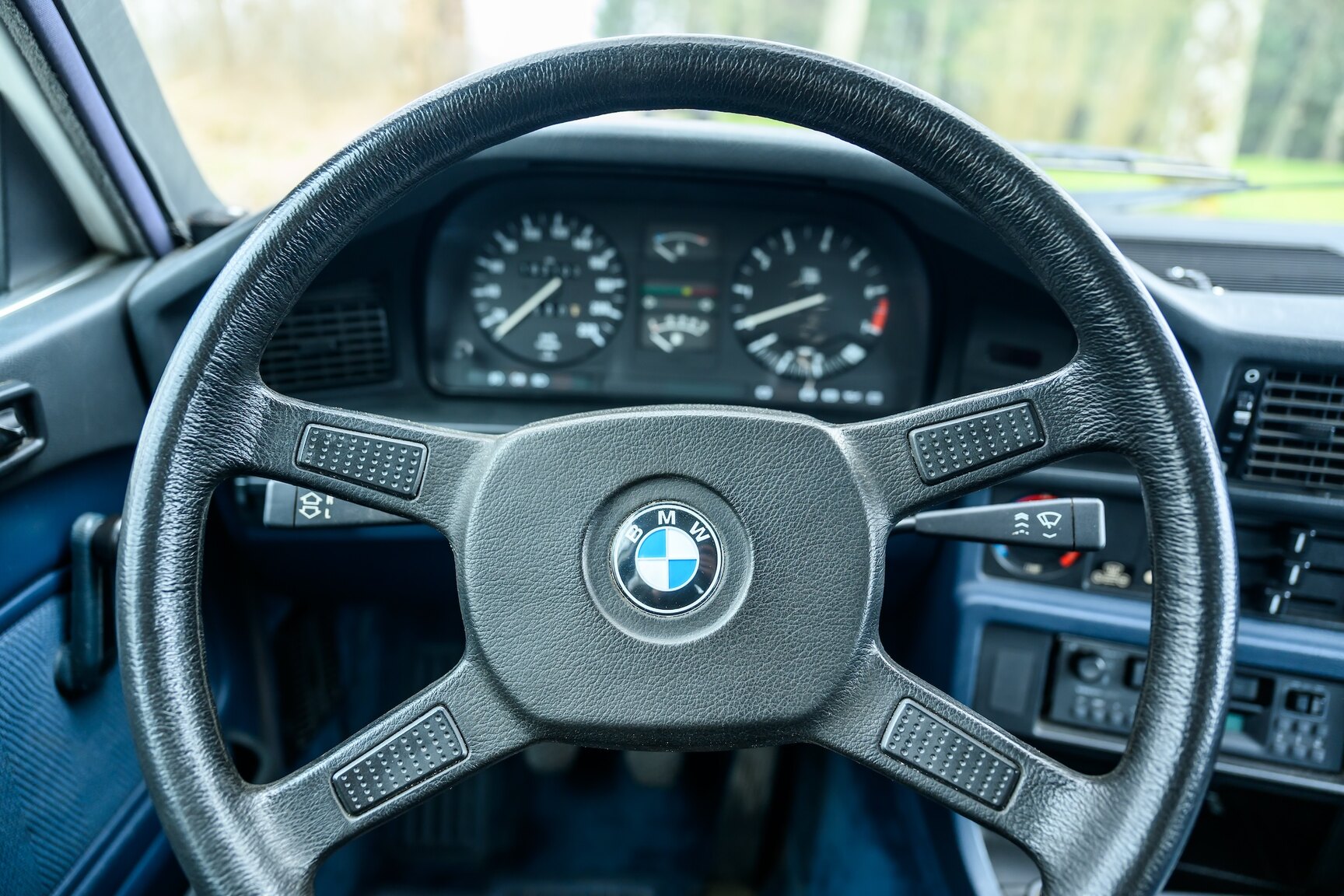 Interiörbild 1986 BMW 520i
