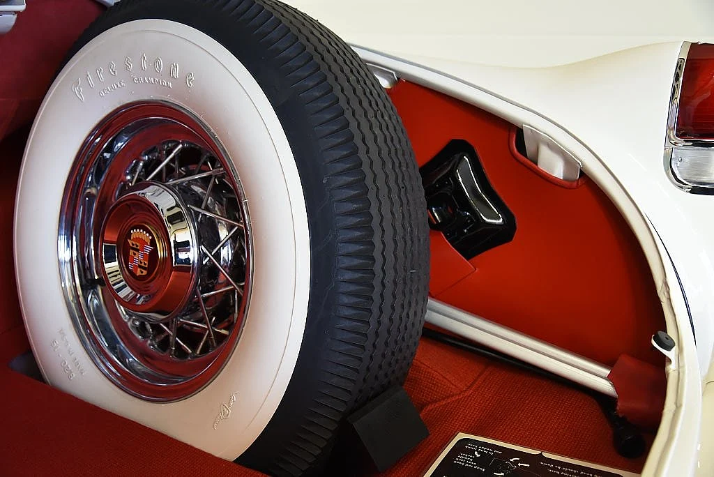 Bild von 1953 Cadillac Eldorado (57)