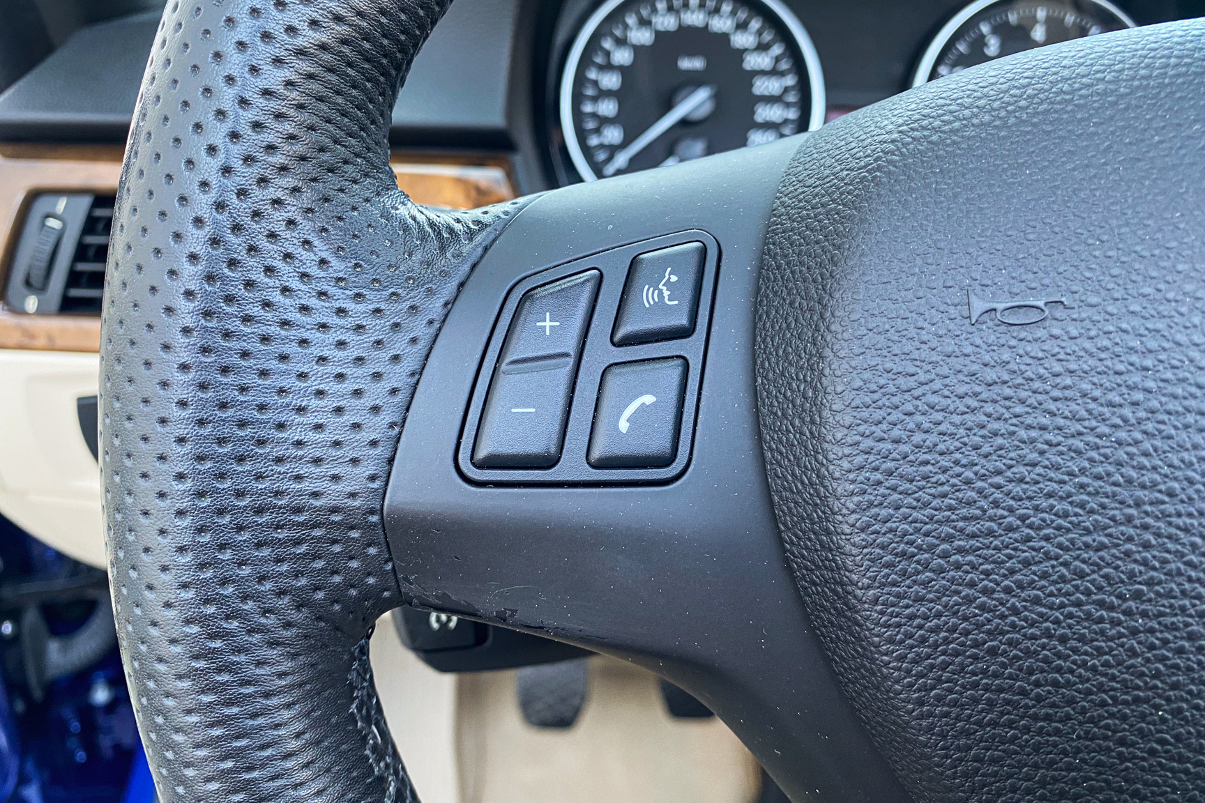 Interior image of 2007 BMW 335i Cabriolet (22)