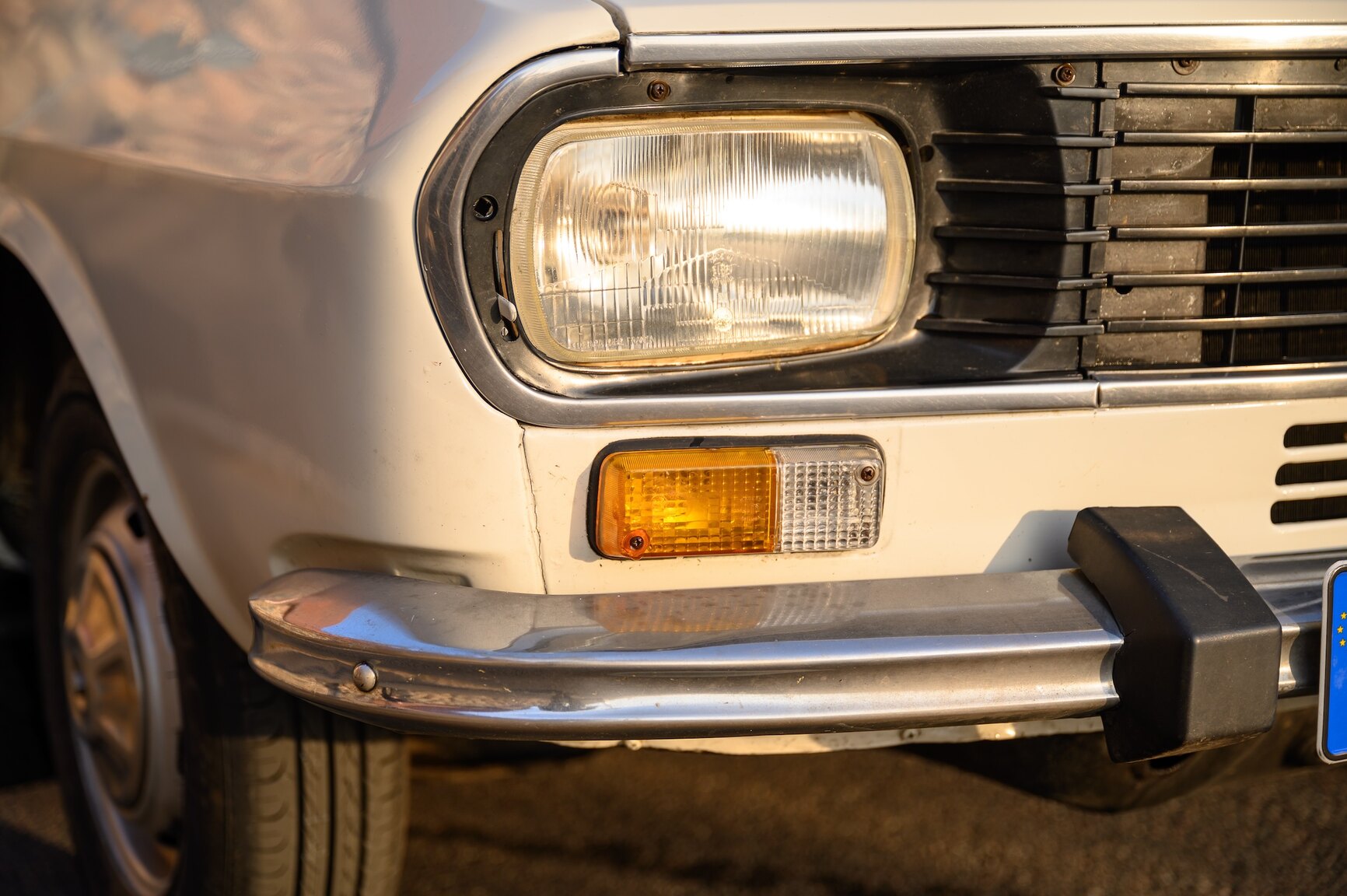 Exterior image of 1978 DACIA 1300