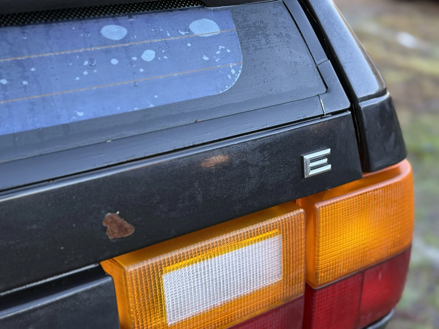 Exteriörbild på 1990 Audi 100 Avant (26)