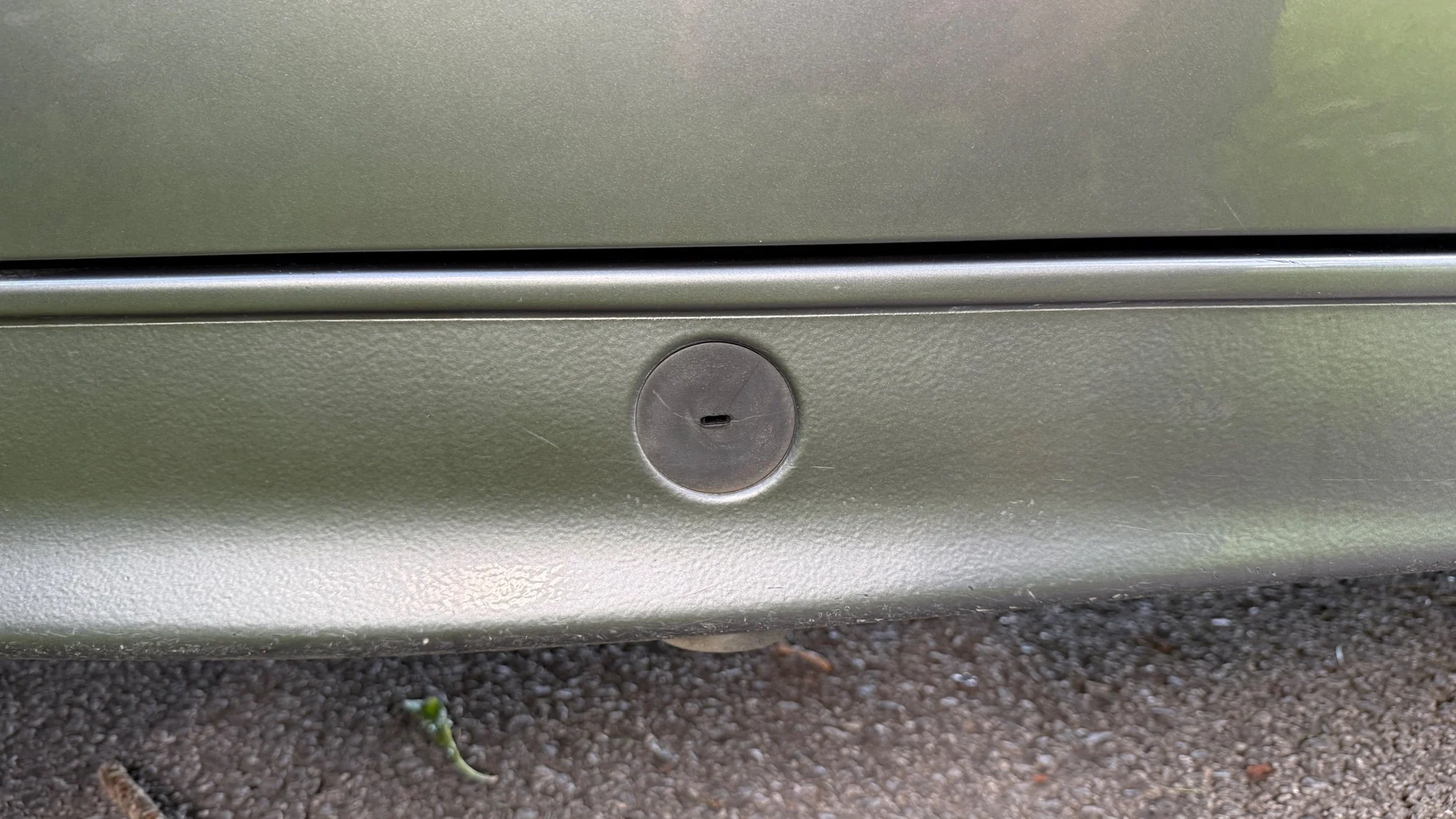 Exterior image of 1994 BMW 318i - NO RESERVE (28)