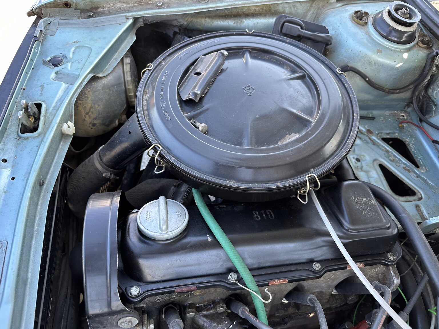 Image of 1974 Volkswagen Passat Two Door mechanics