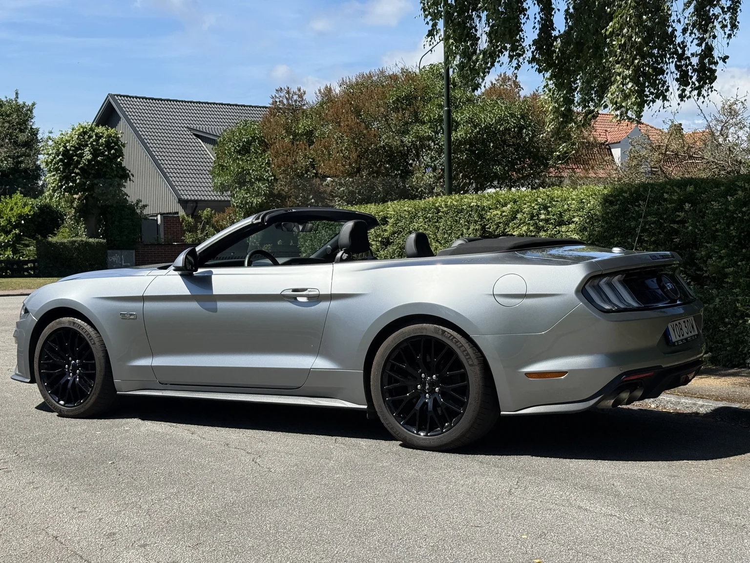 Aussenfoto 2021 Ford Mustang GT Cabriolet (9)