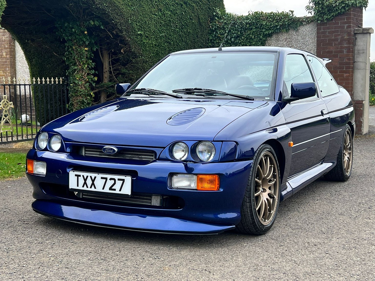 Exteriörbild på 1993 Ford Escort RS Cosworth "Big Turbo"