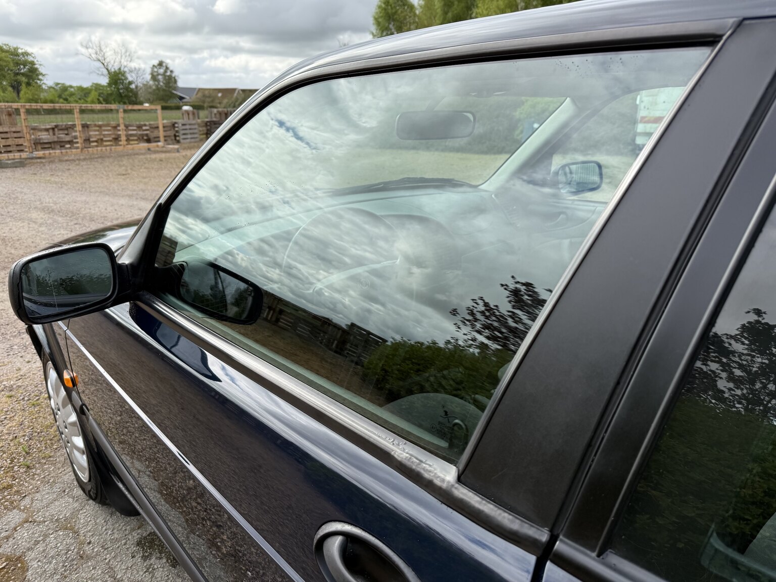 Exterior image of 1997 SAAB 900
