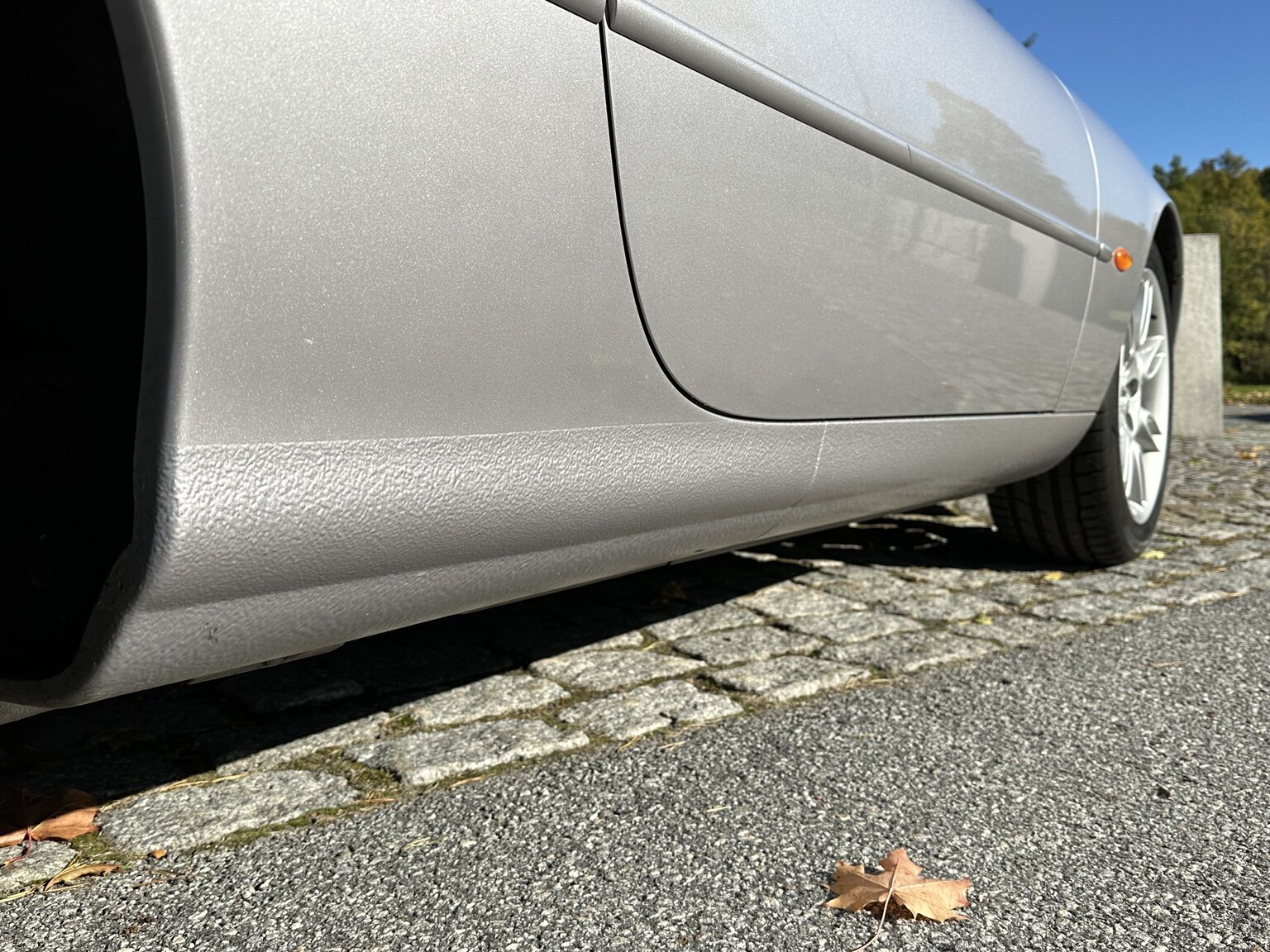 Exteriörbild på 2000 Jaguar XK 8