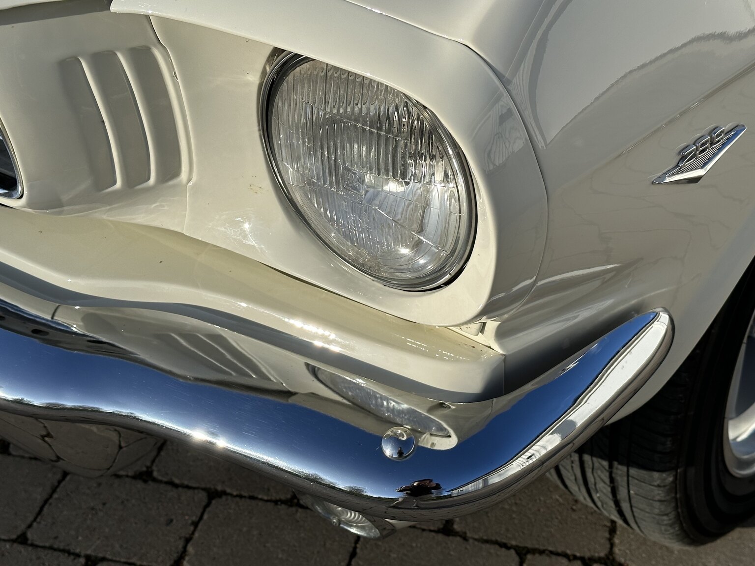 Exteriörbild på 1966 Ford Mustang Convertible