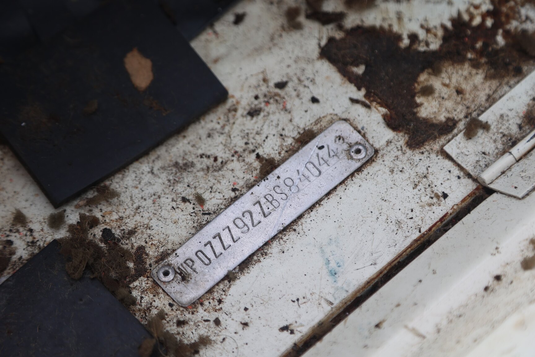 Image of 1981 Porsche 928 S mechanics