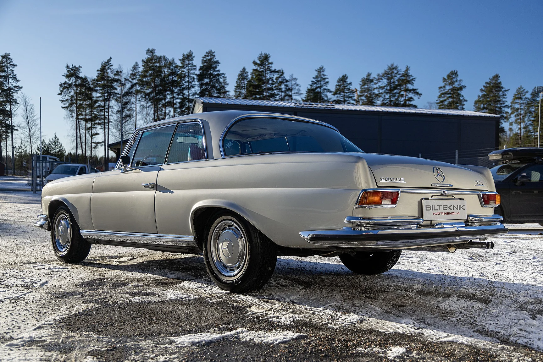 Aussenfoto 1970 Mercedes-Benz  280 SE 3.5 Coupé (7)