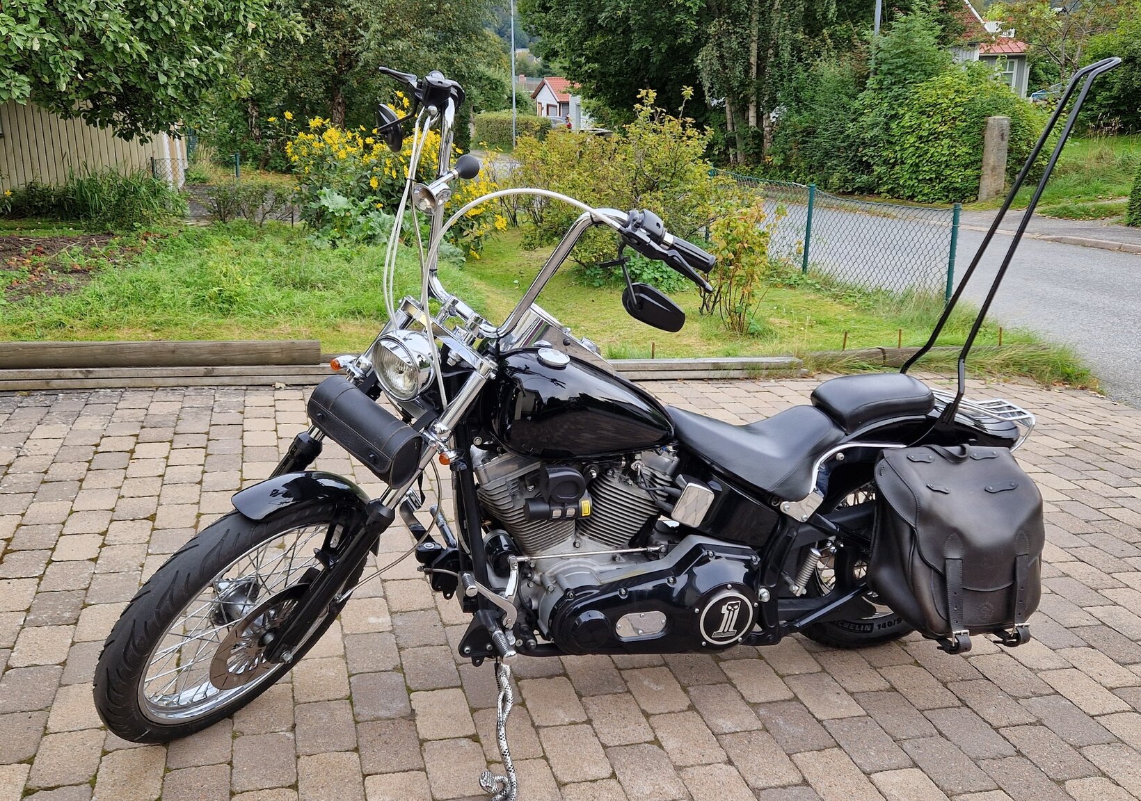 Exterior image of 2000 Harley-Davidson Softail Standard 1.4 Twin Cam 88B