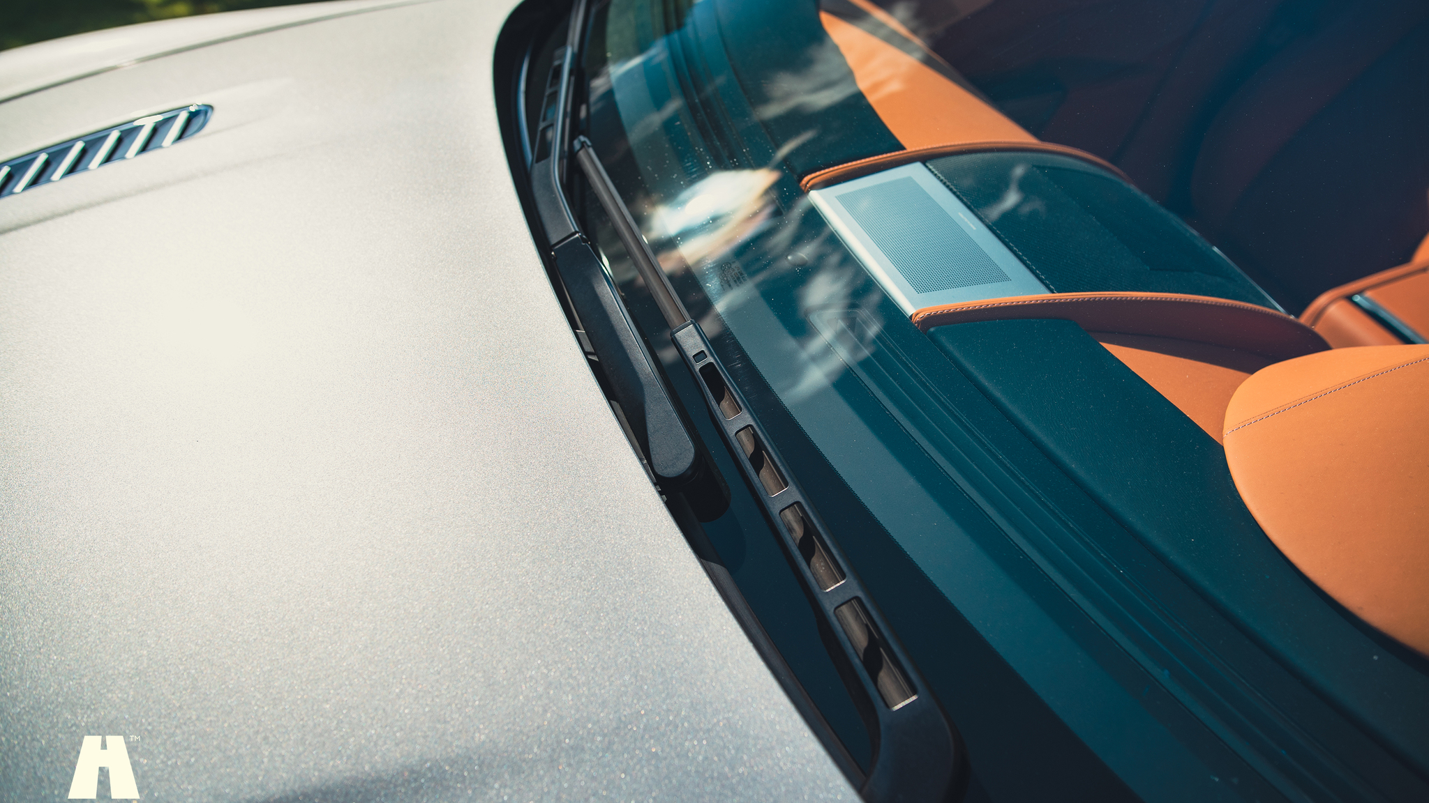 Exterior image of 2014 Aston Martin Rapide S