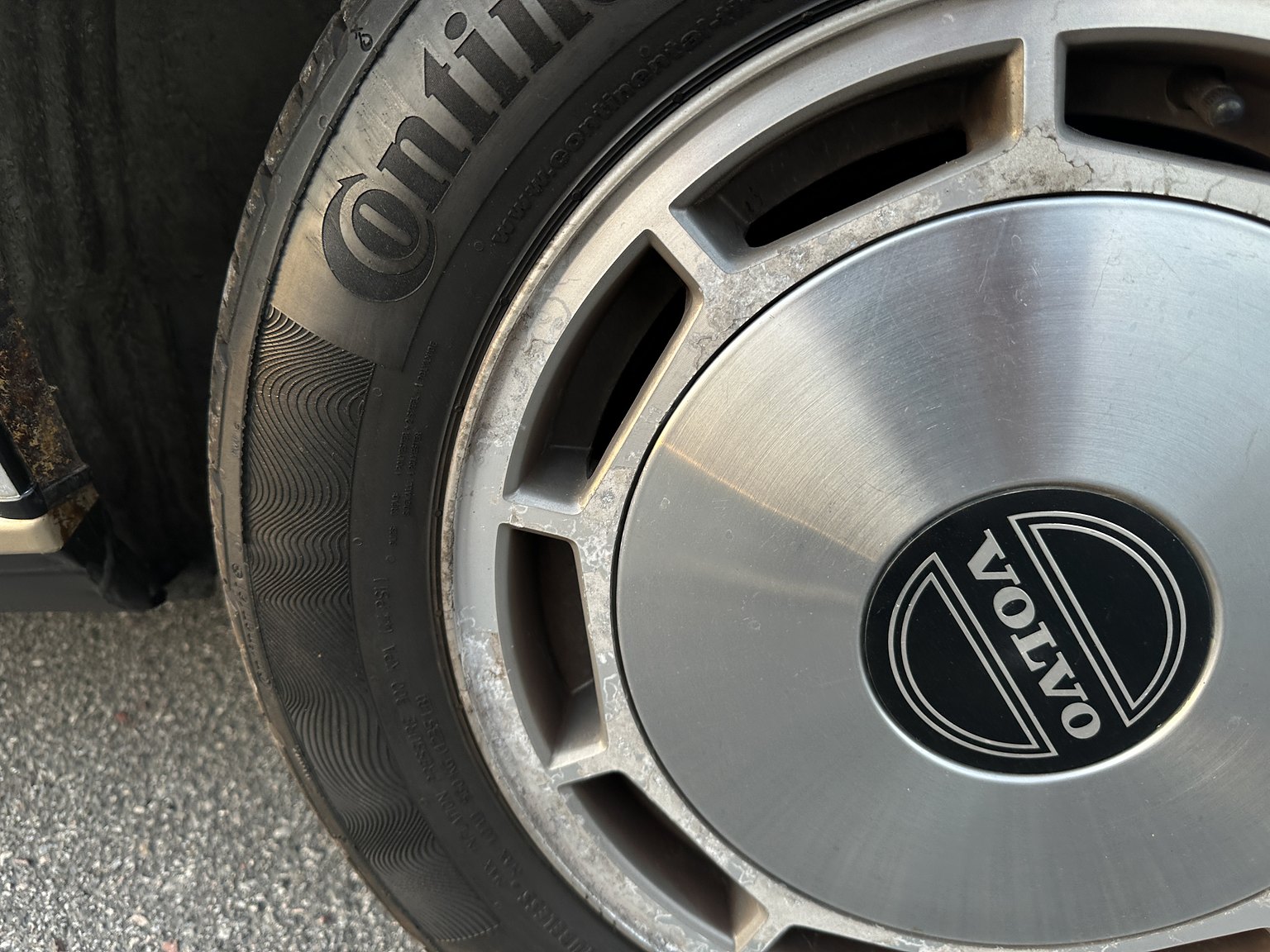 Exterior image of 1986 Volvo 760 GLE 2.8 V6 Automatisk