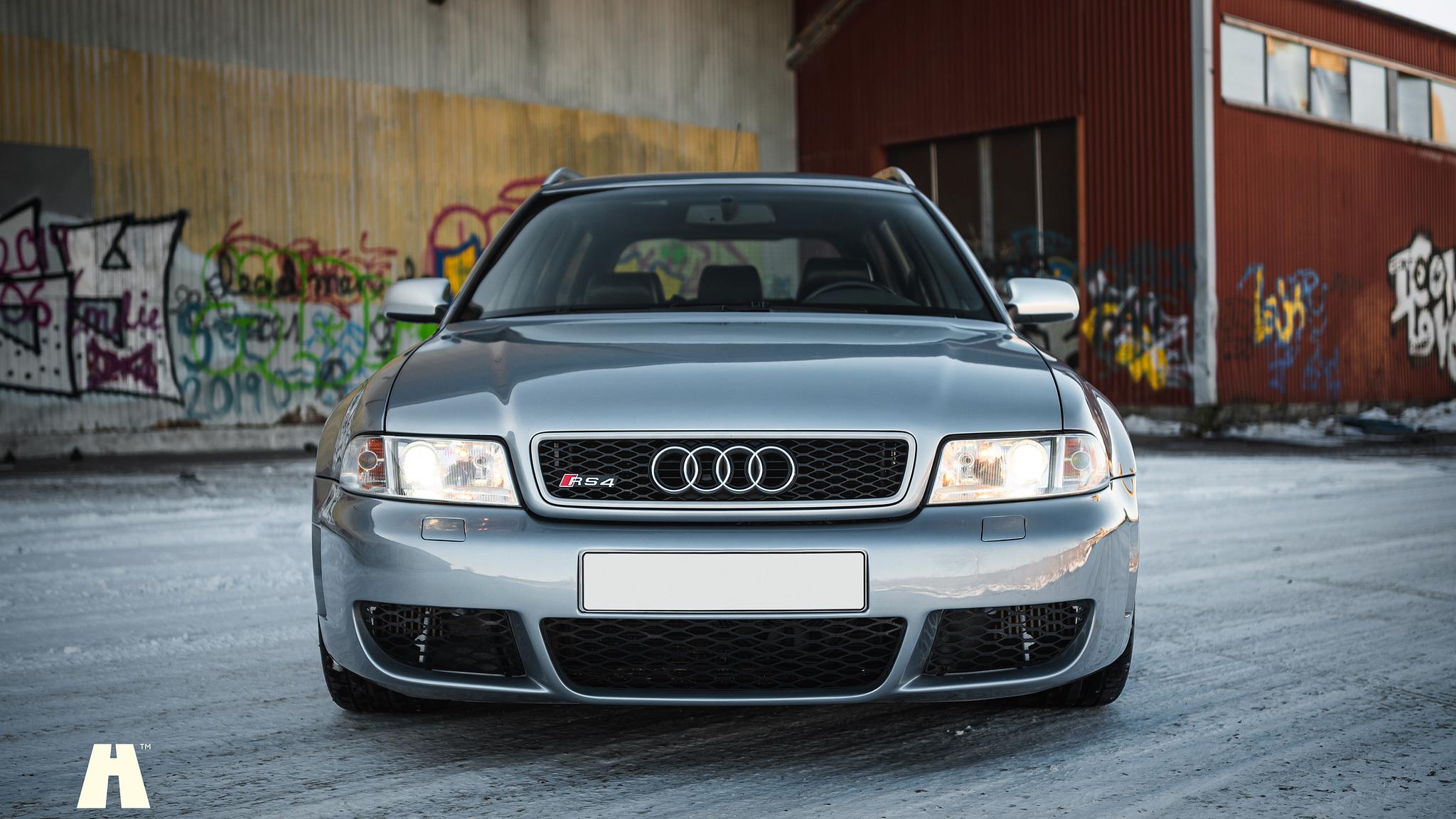Aussenfoto 2001 Audi RS4 B5 (3)
