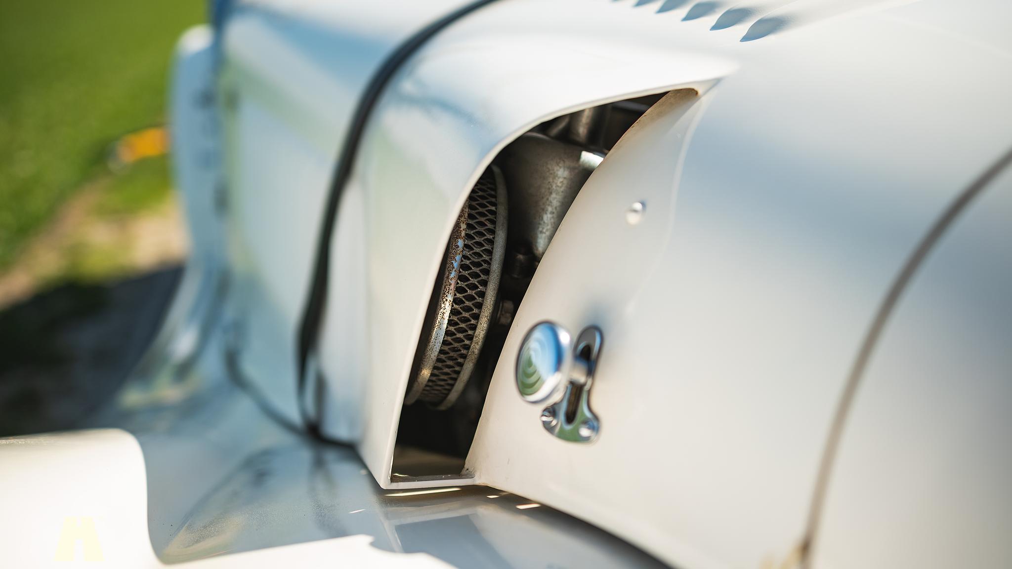 Aussenfoto 1954 Morgan Plus 4 