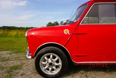 #<Image:0x00007fa86ccc6e08>