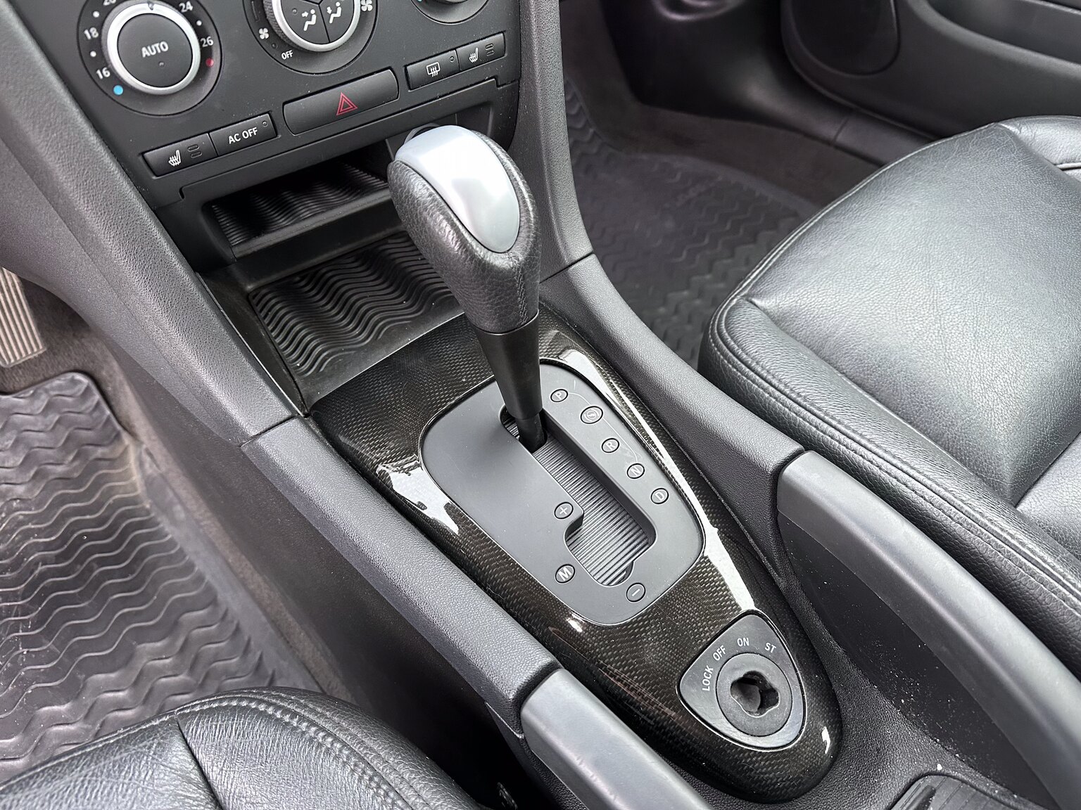 Interiörbild 2008 Saab 9-3 Turbo X