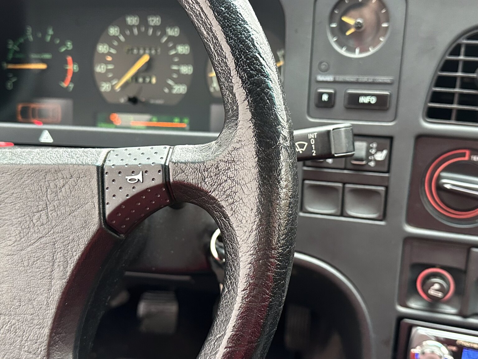 Innenraumfoto von 1988 SAAB 9000i