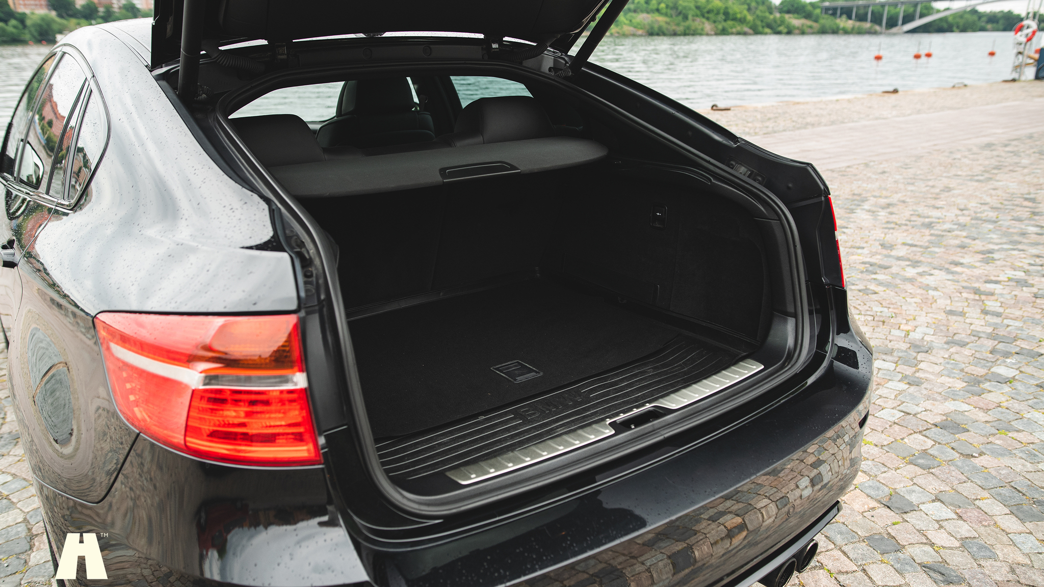 Interiörbild 2010 BMW X6 M Ferrita 555HK (66)