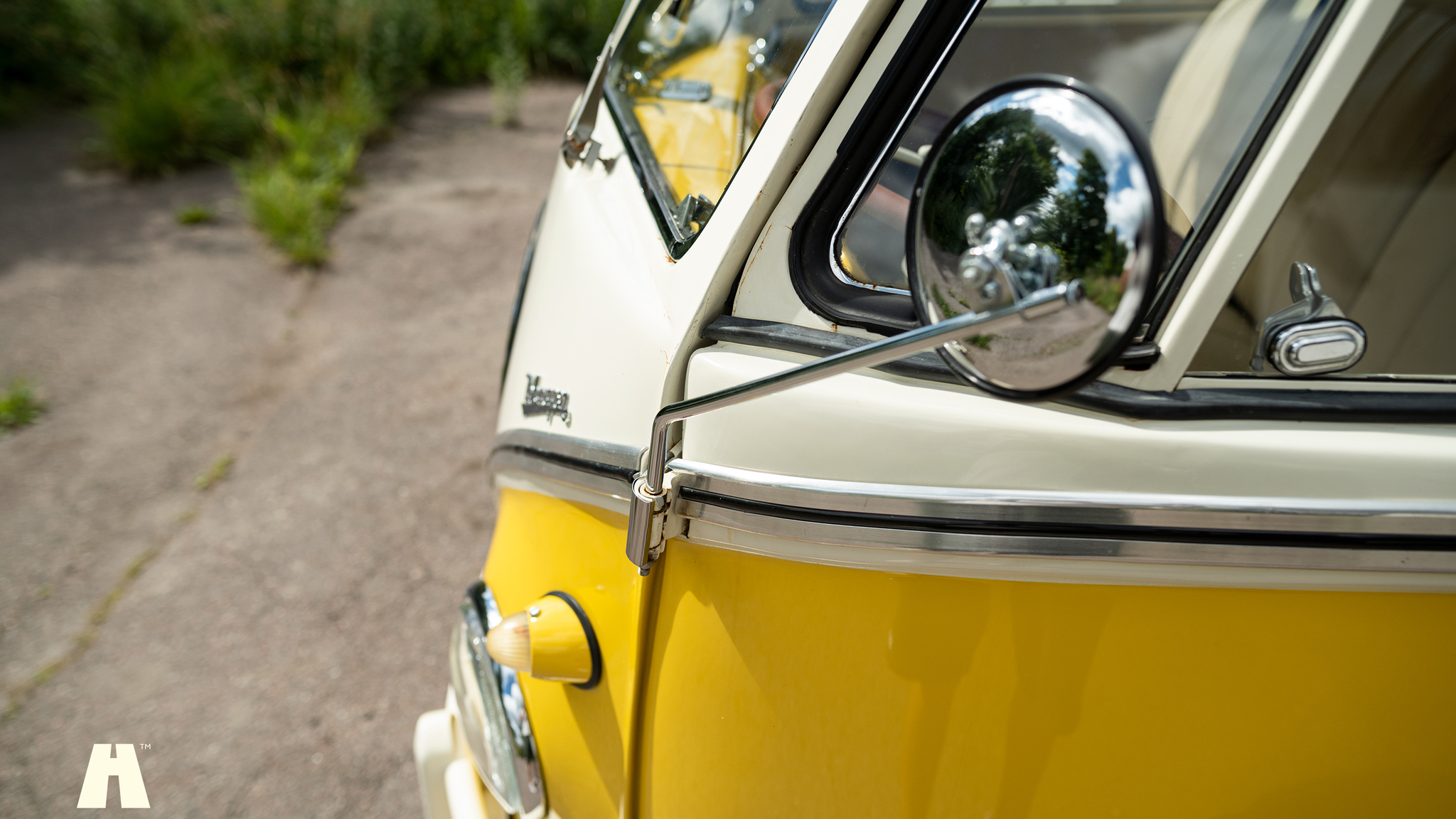 Exteriörbild på 1974 Volkswagen T1 Split Window  