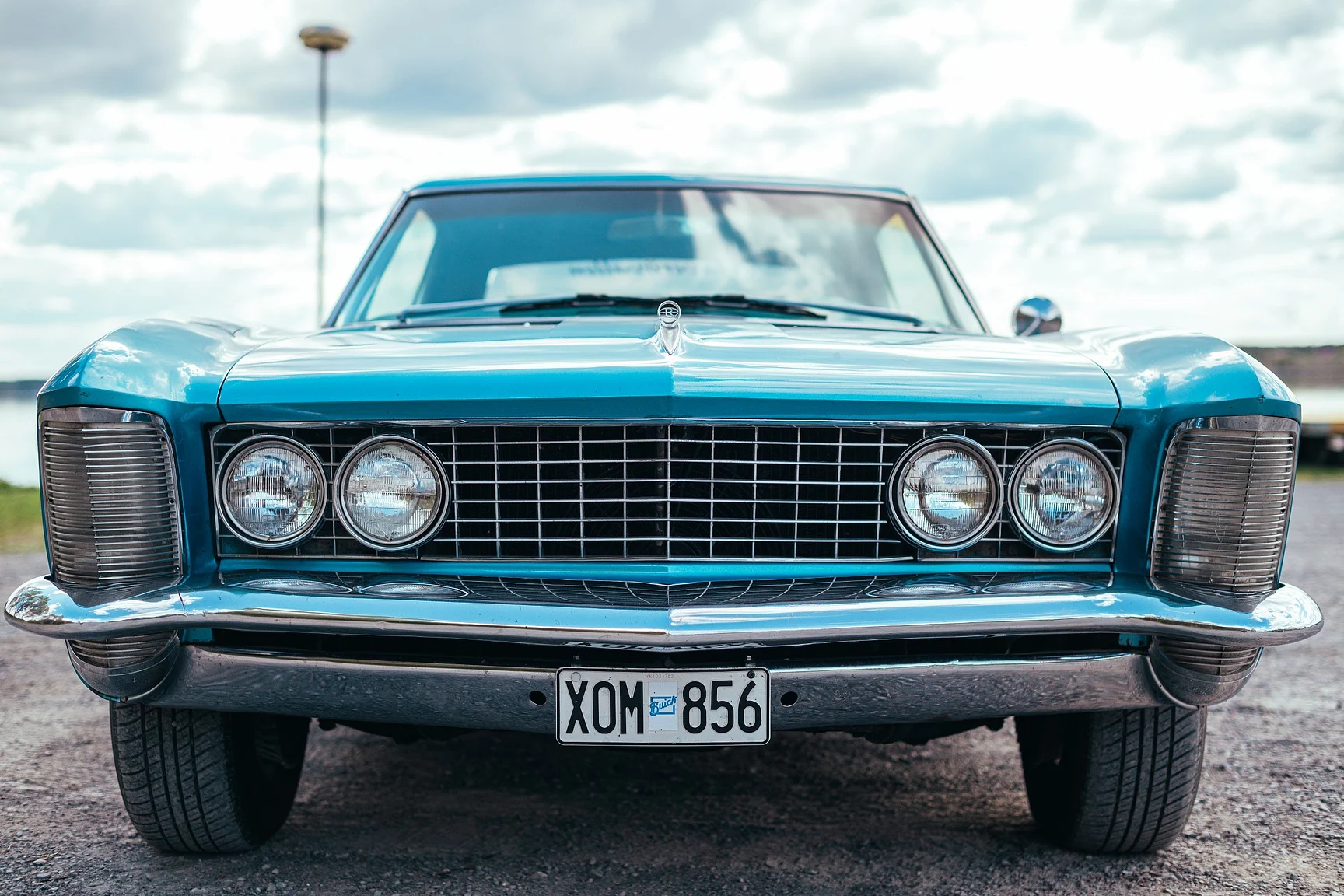 Aussenfoto 1964 Buick Riviera Coupé (5)