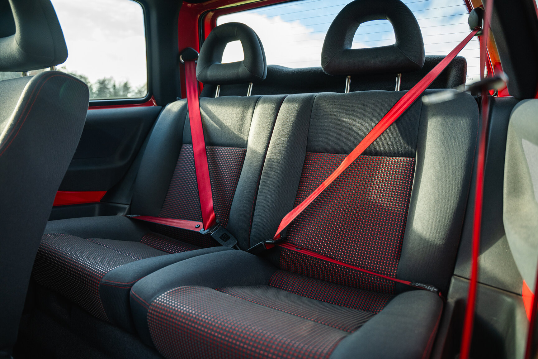 Interior image of 2001 VW Lupo GTI