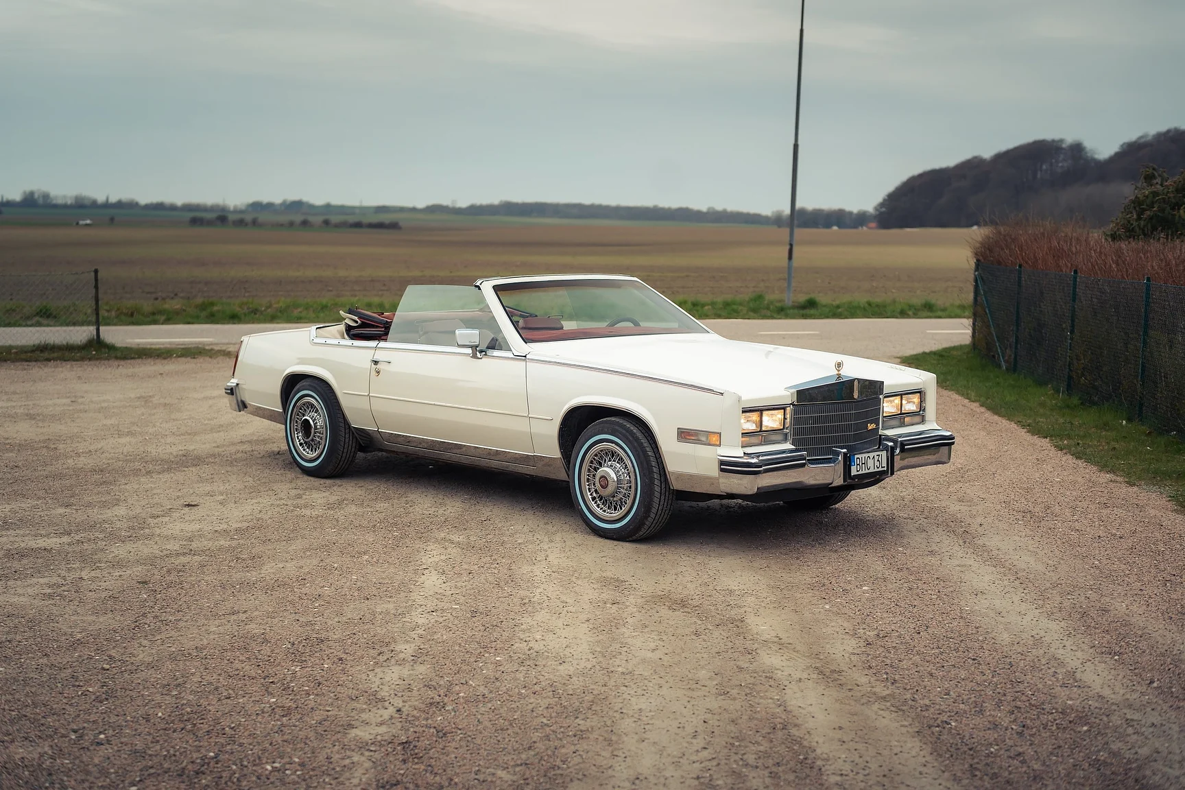 Aussenfoto 1984 Cadillac Eldorado Biarritz Convertible (2)