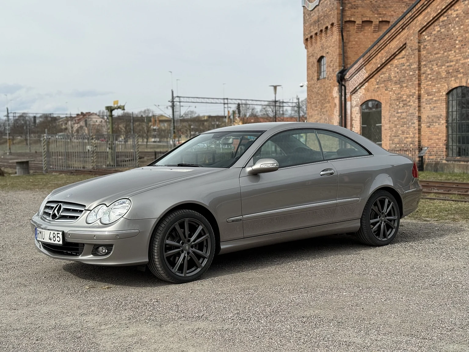 Exterior image of 2007 Mercedes-Benz Clk 280 (1)