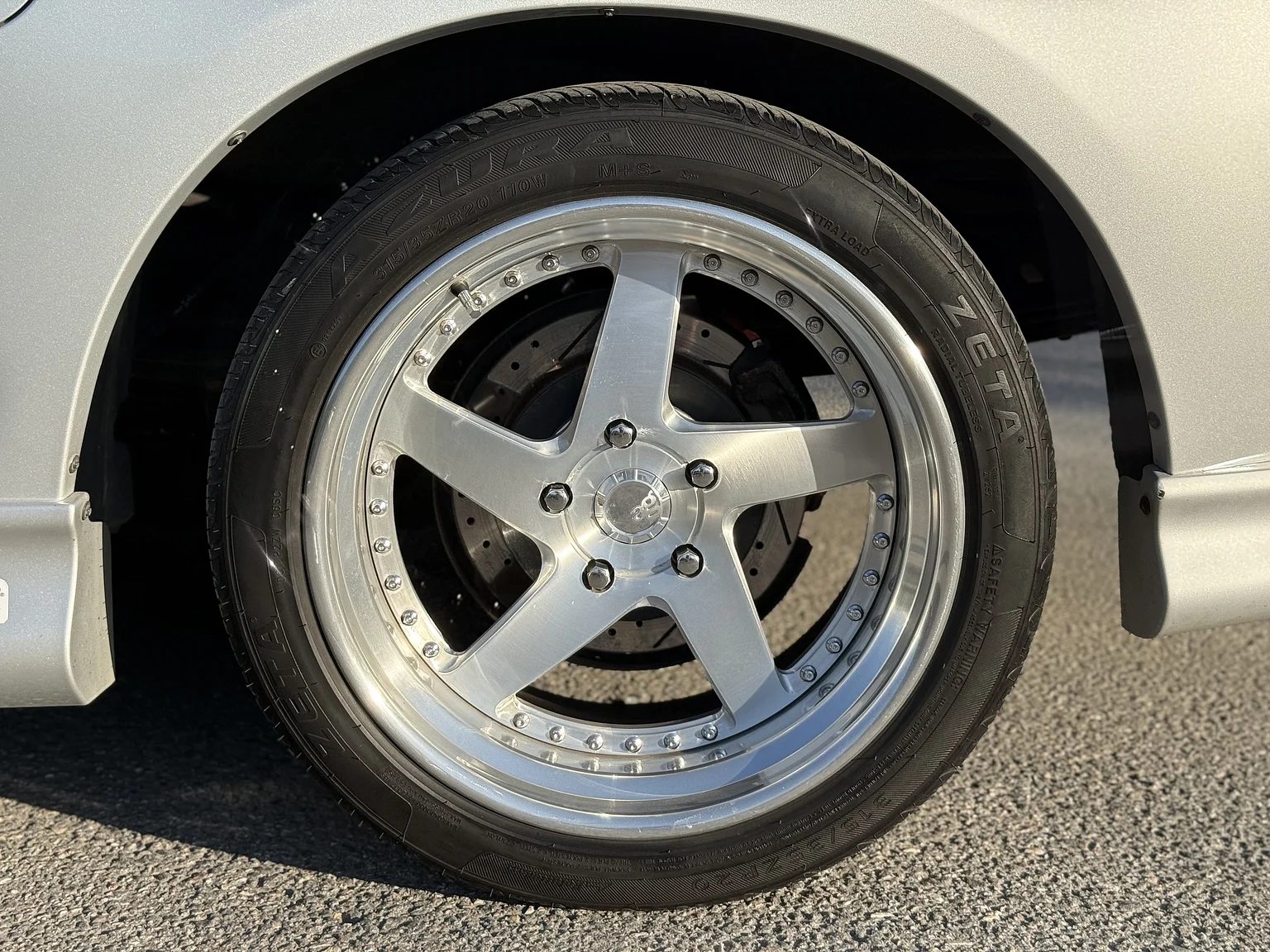 Exterior image of 2002 Ford F 150 Lightning / Kenne Bell (39)