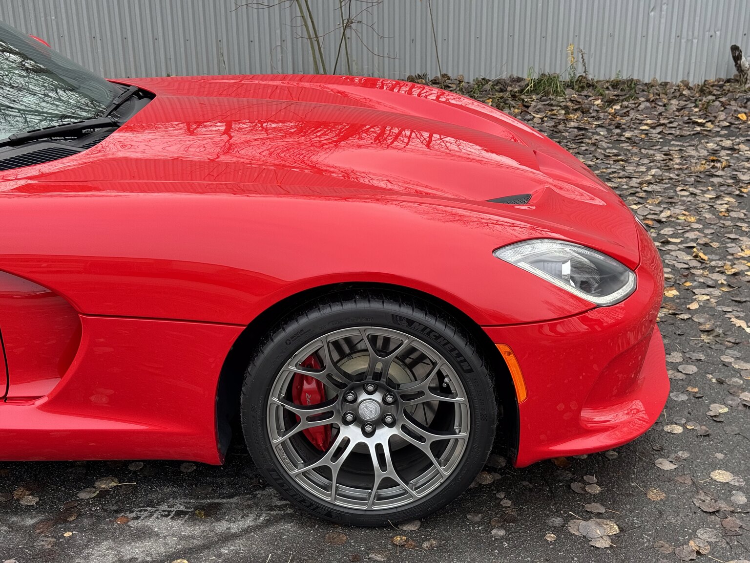 Exterior image of 2014 Dodge Viper GTS (71)