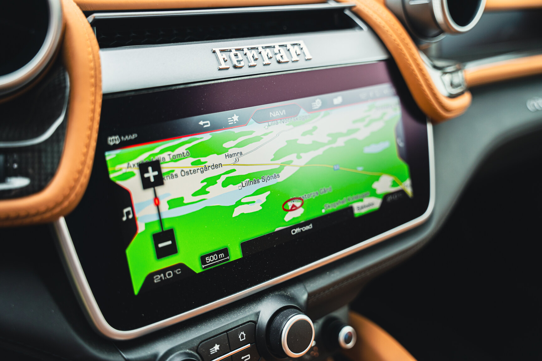 Interiörbild 2018 Ferrari GTC4 Lusso T (7)