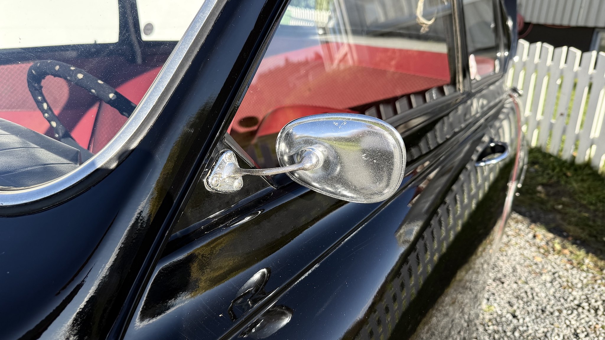 Exterior image of 1960 Saab 96 (44)