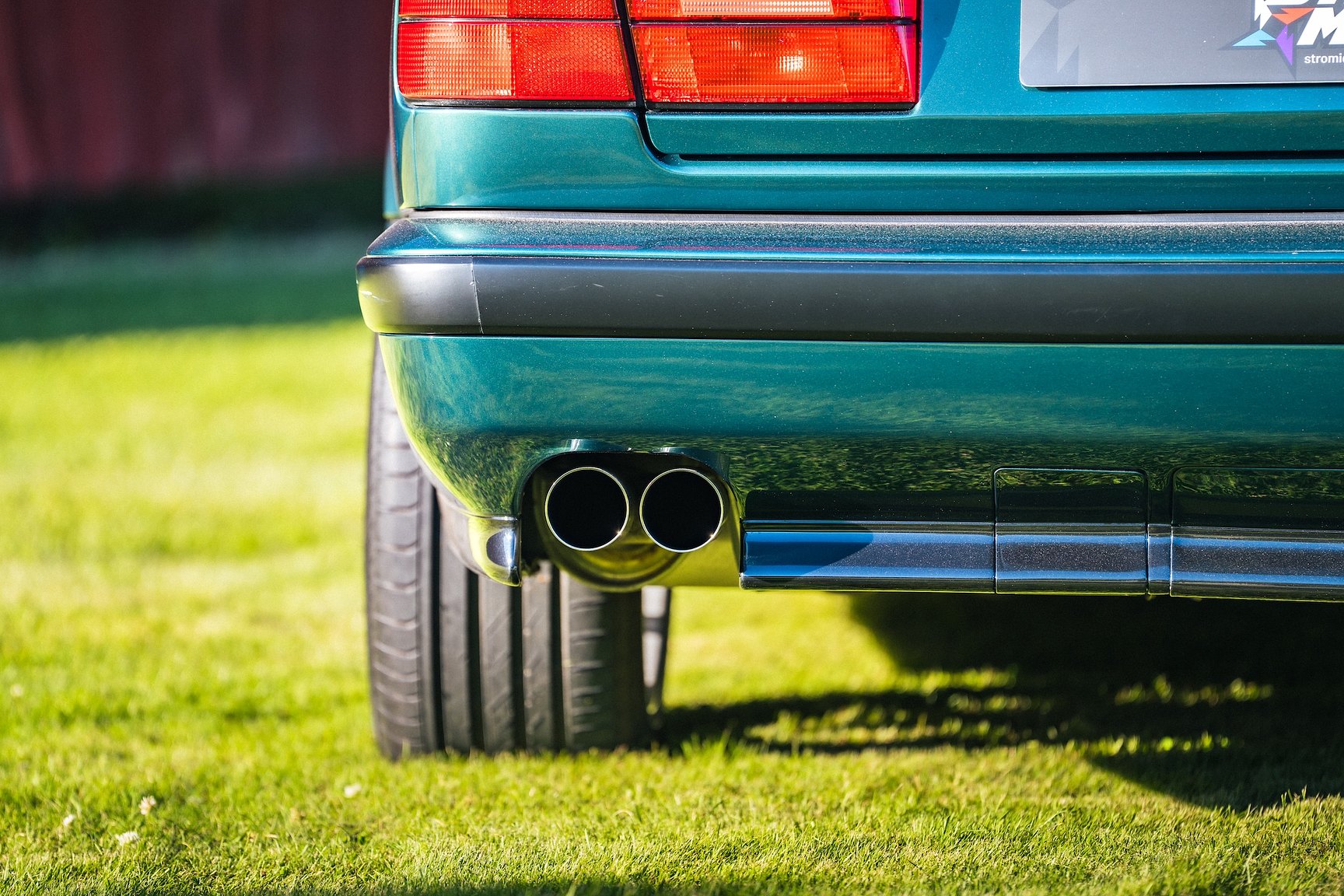 Exterior image of 1993 BMW 525 tds "No Reserve Auction"