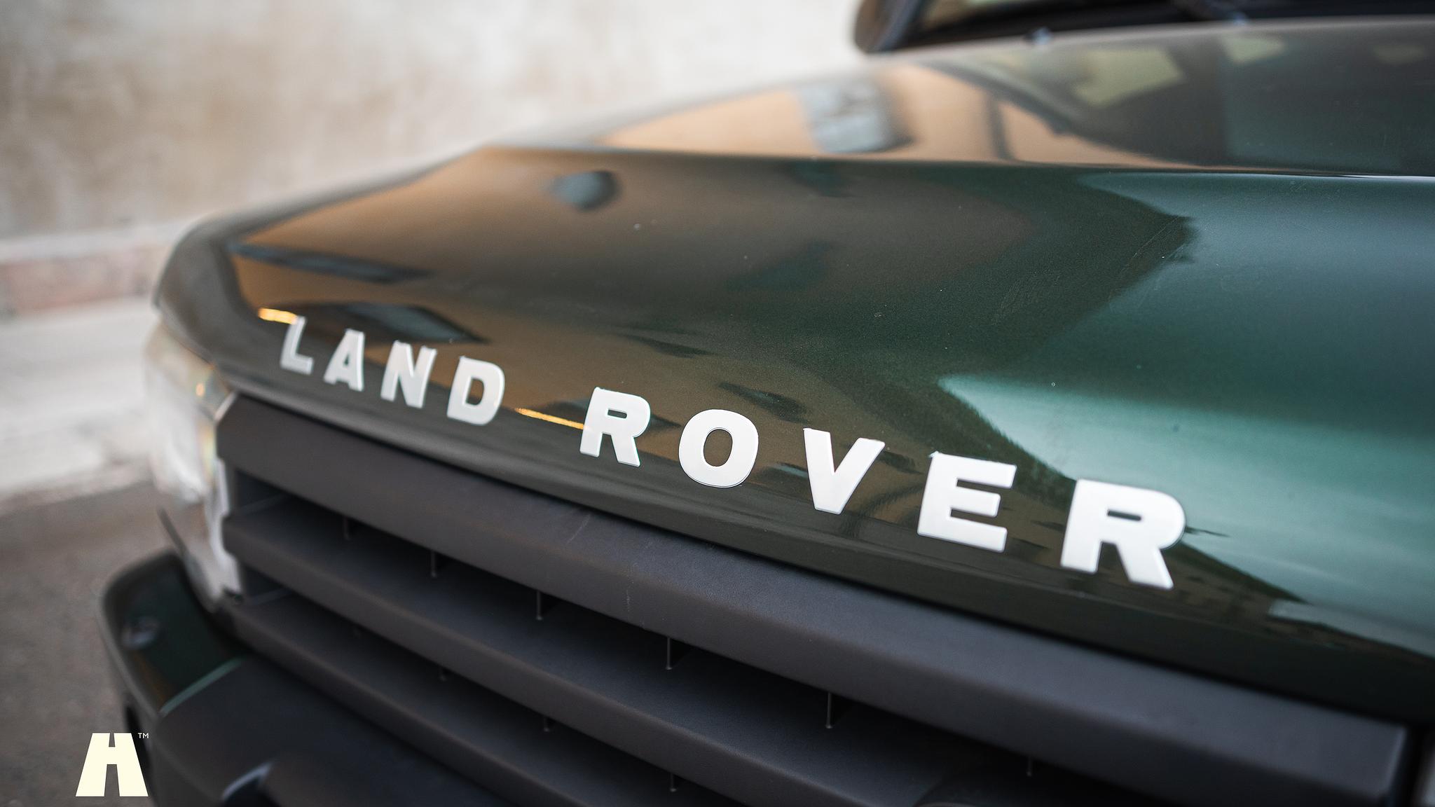 Exterior image of 2003 Land Rover Discovery II, 2003