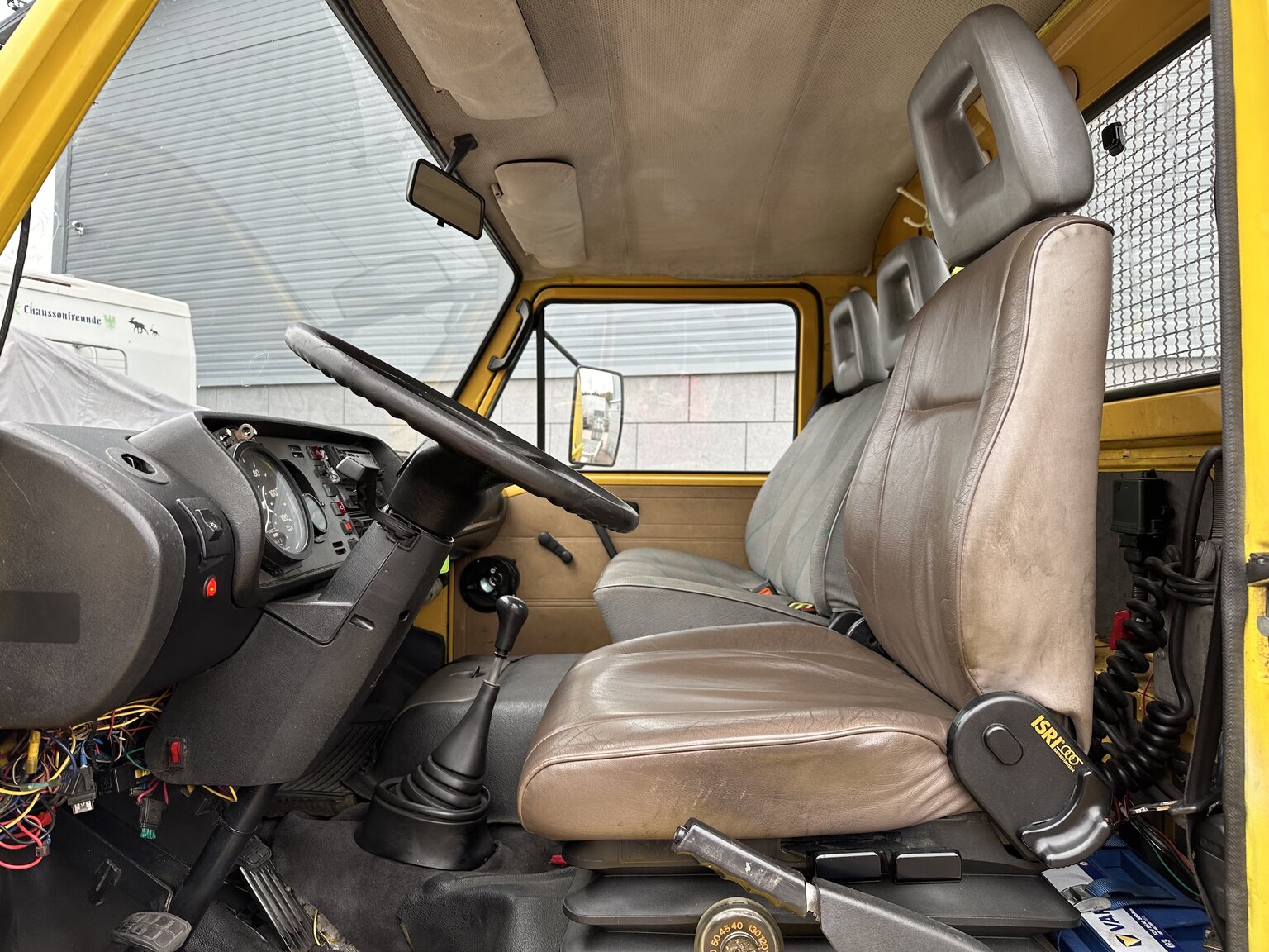 Innenraumfoto von 1981 Volkswagen LT45 biltransport (14)