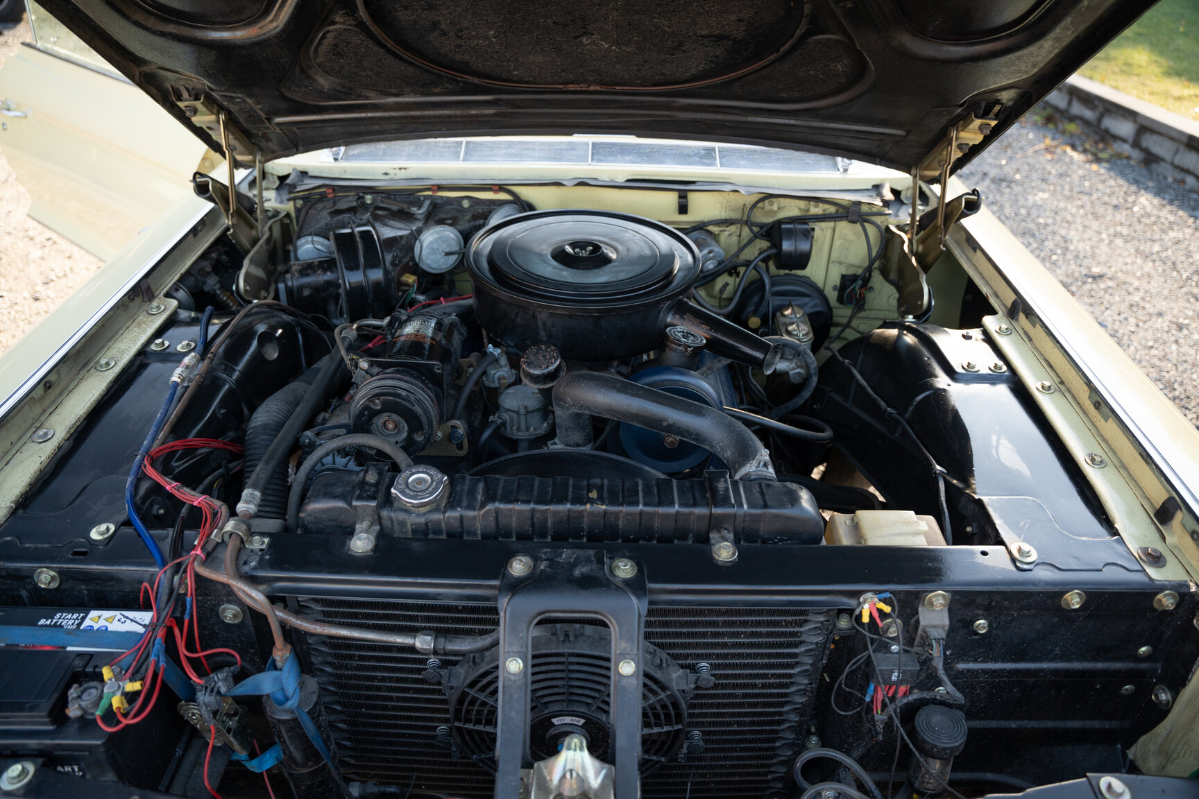 Image of 1962 Cadillac Coupé De Ville mechanics