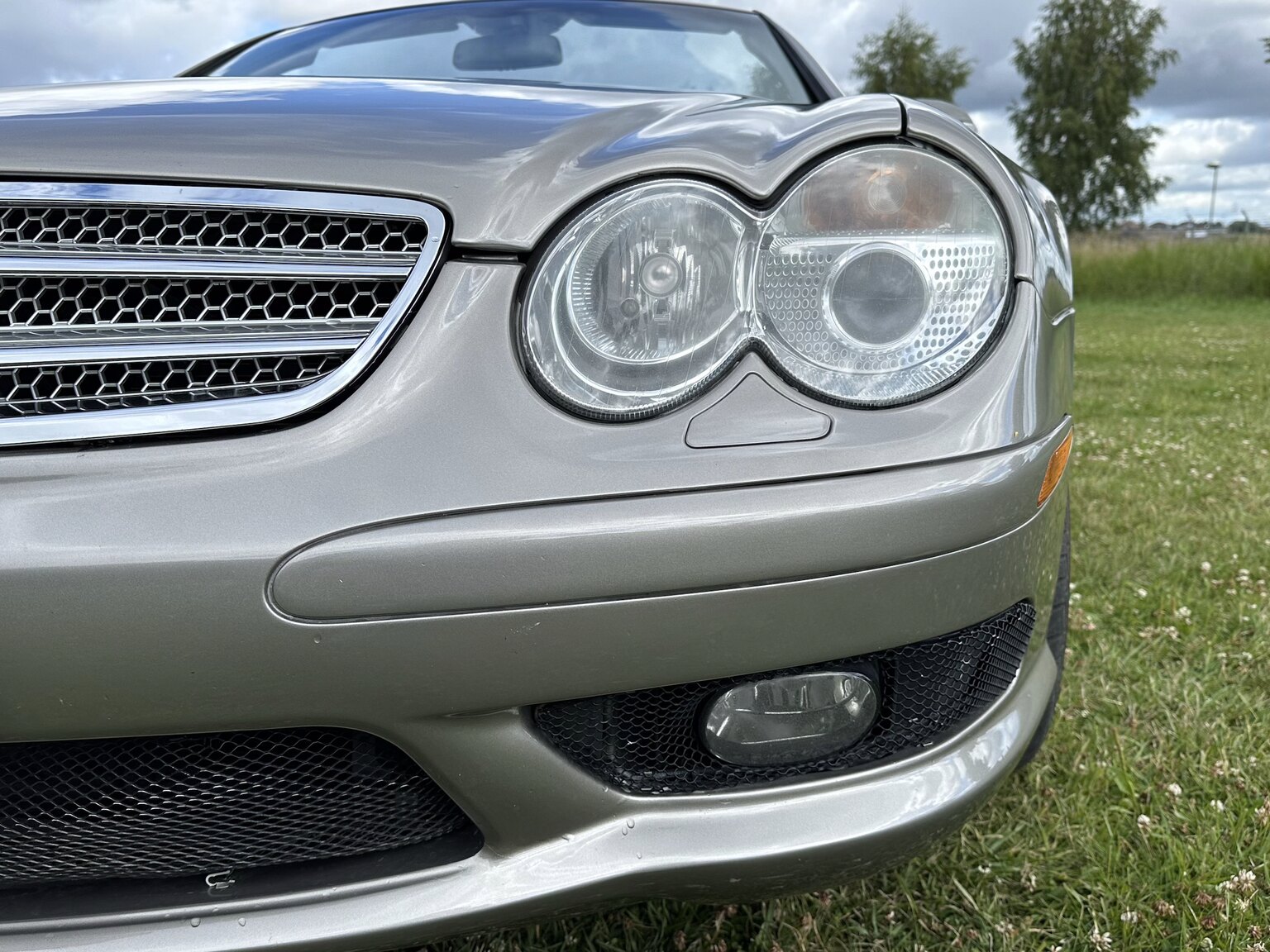Exteriörbild på 2003 Mercedes Benz SL 500