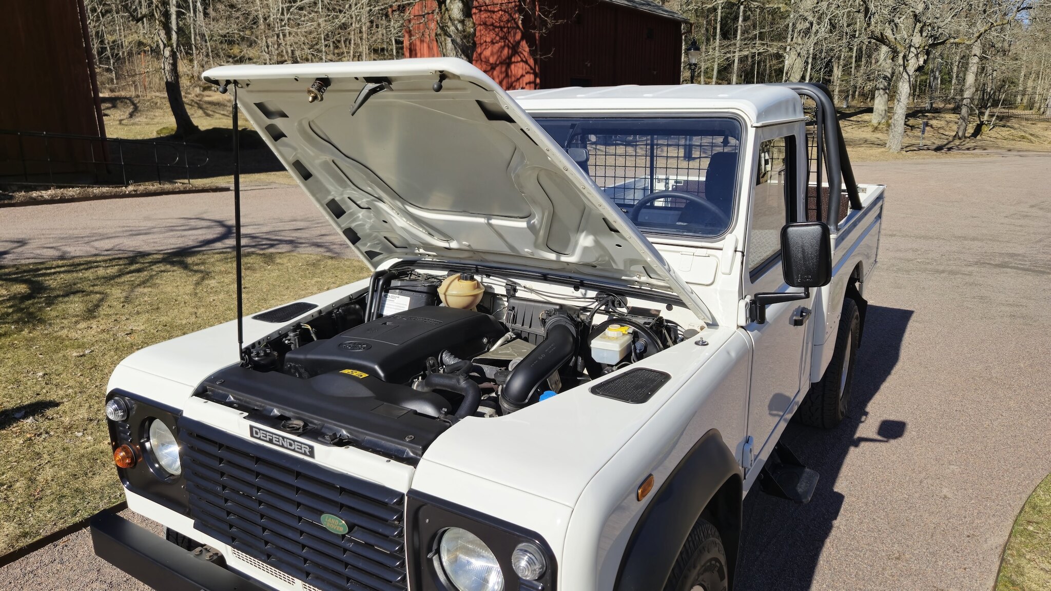 Image of 1999 Land Rover Defender Single Cab Pickup mechanics