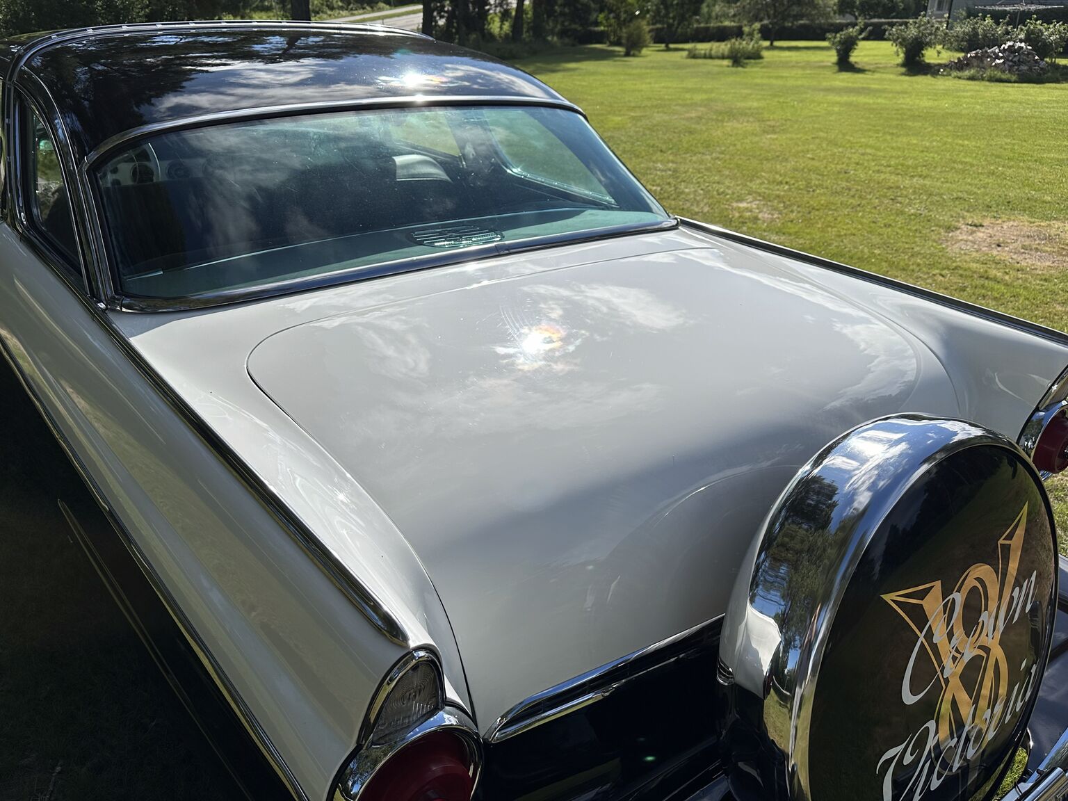 Exteriörbild på 1955 Ford Fairlane Crown Victoria