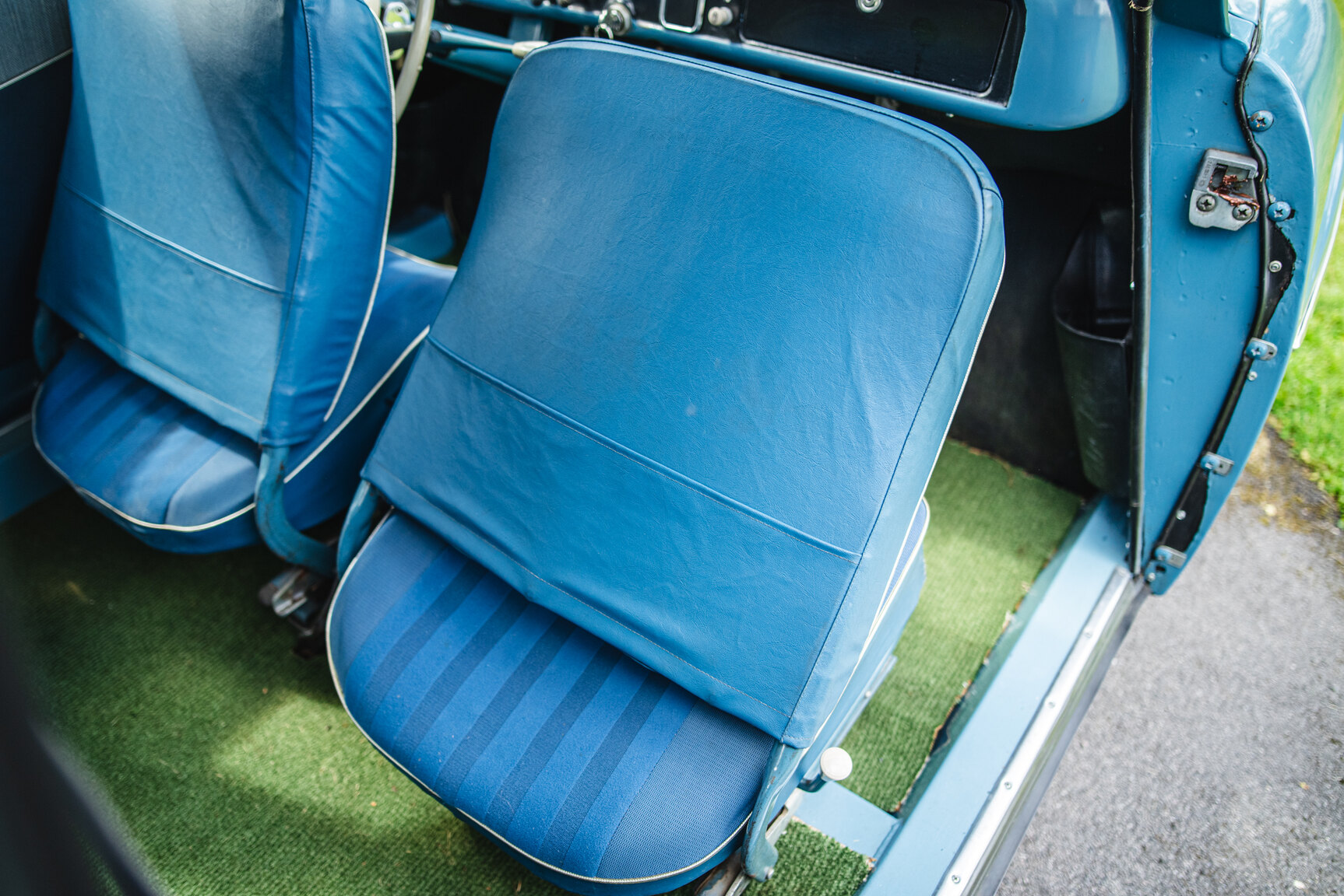 Interior image of 1959 SAAB 93B De Luxe