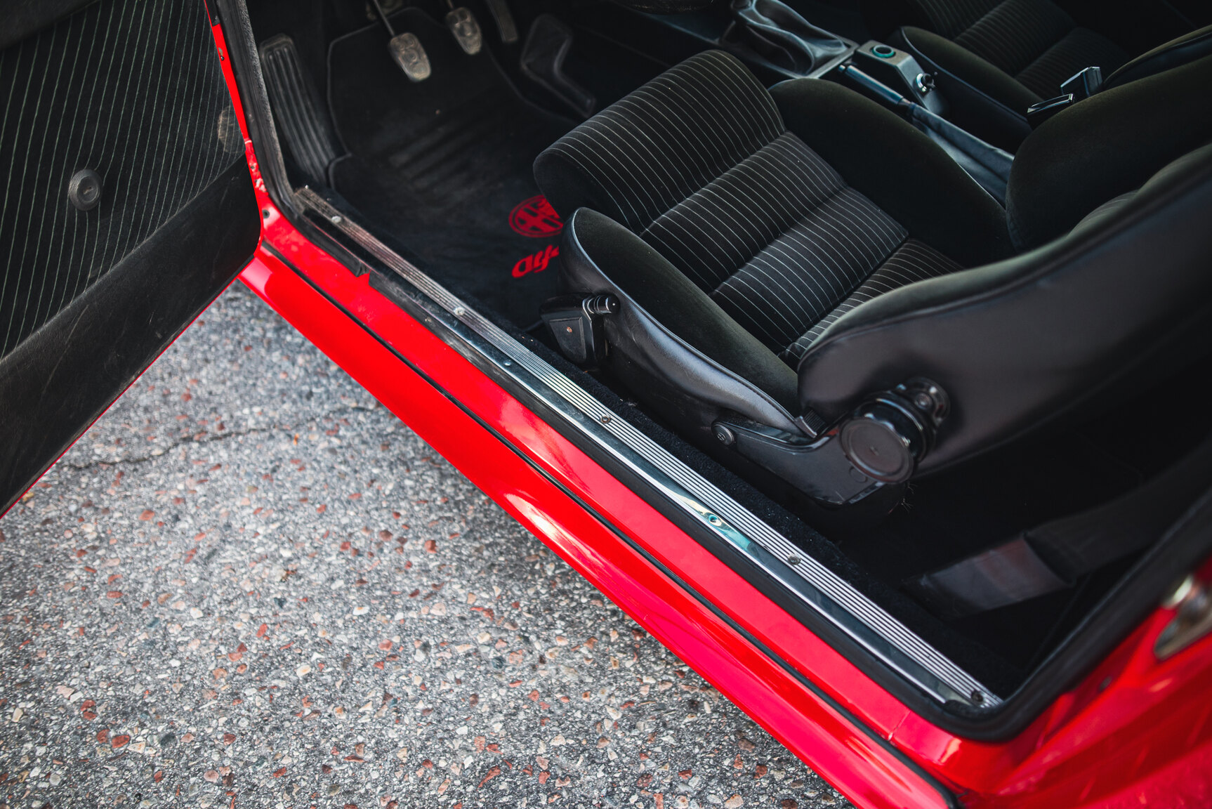 Interior image of 1984 Alfa Romeo GTV 6 2.5