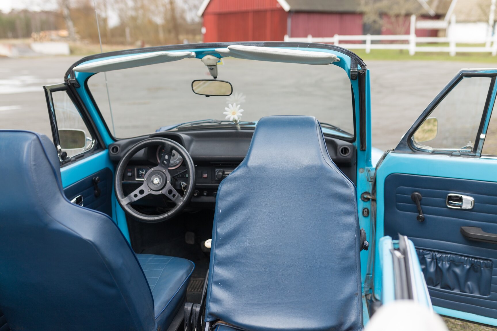 Interiörbild 1974 VW 1303 LS CAB (7)