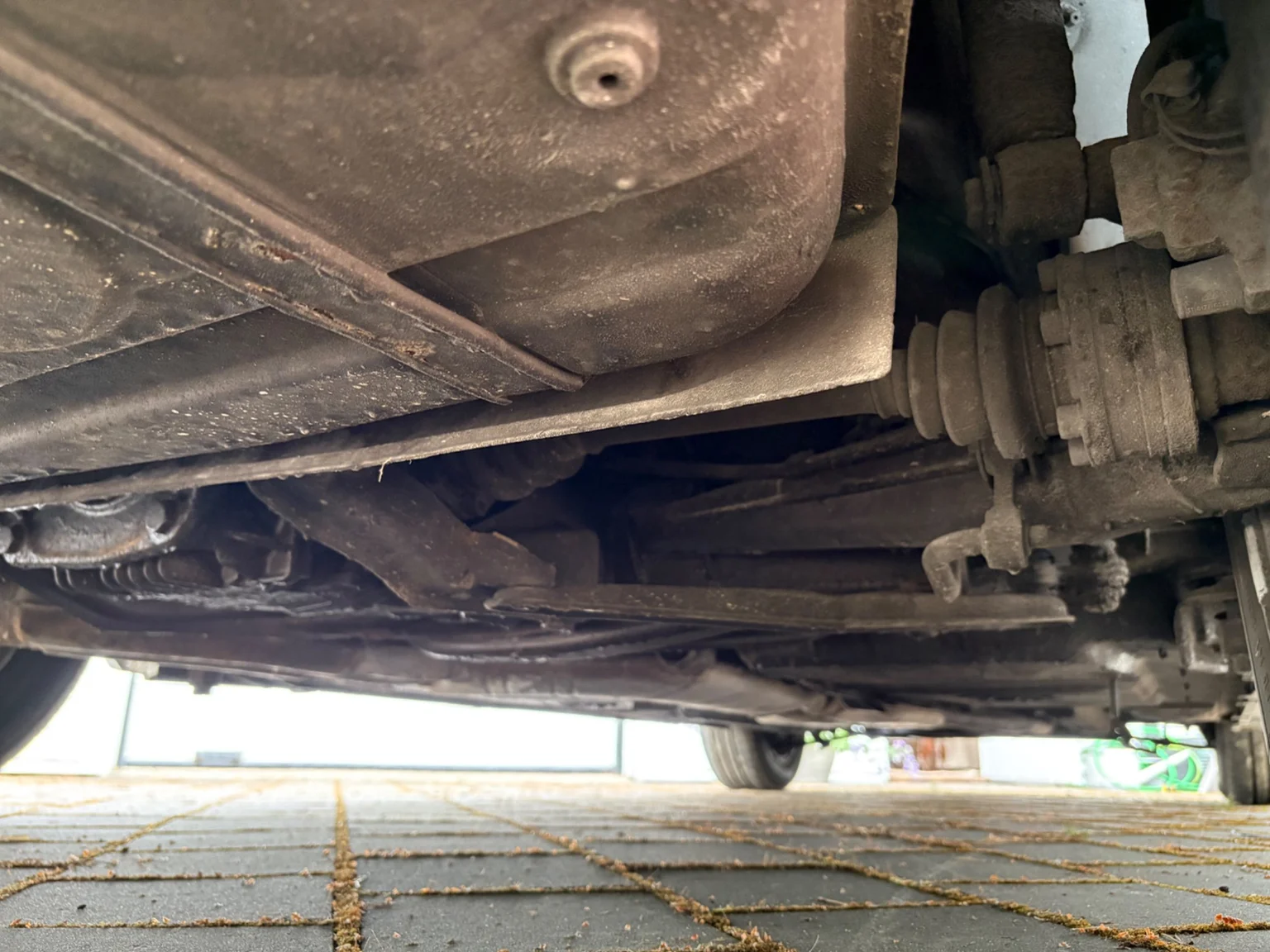 Image of 1988 BMW 730iA mechanics (34)