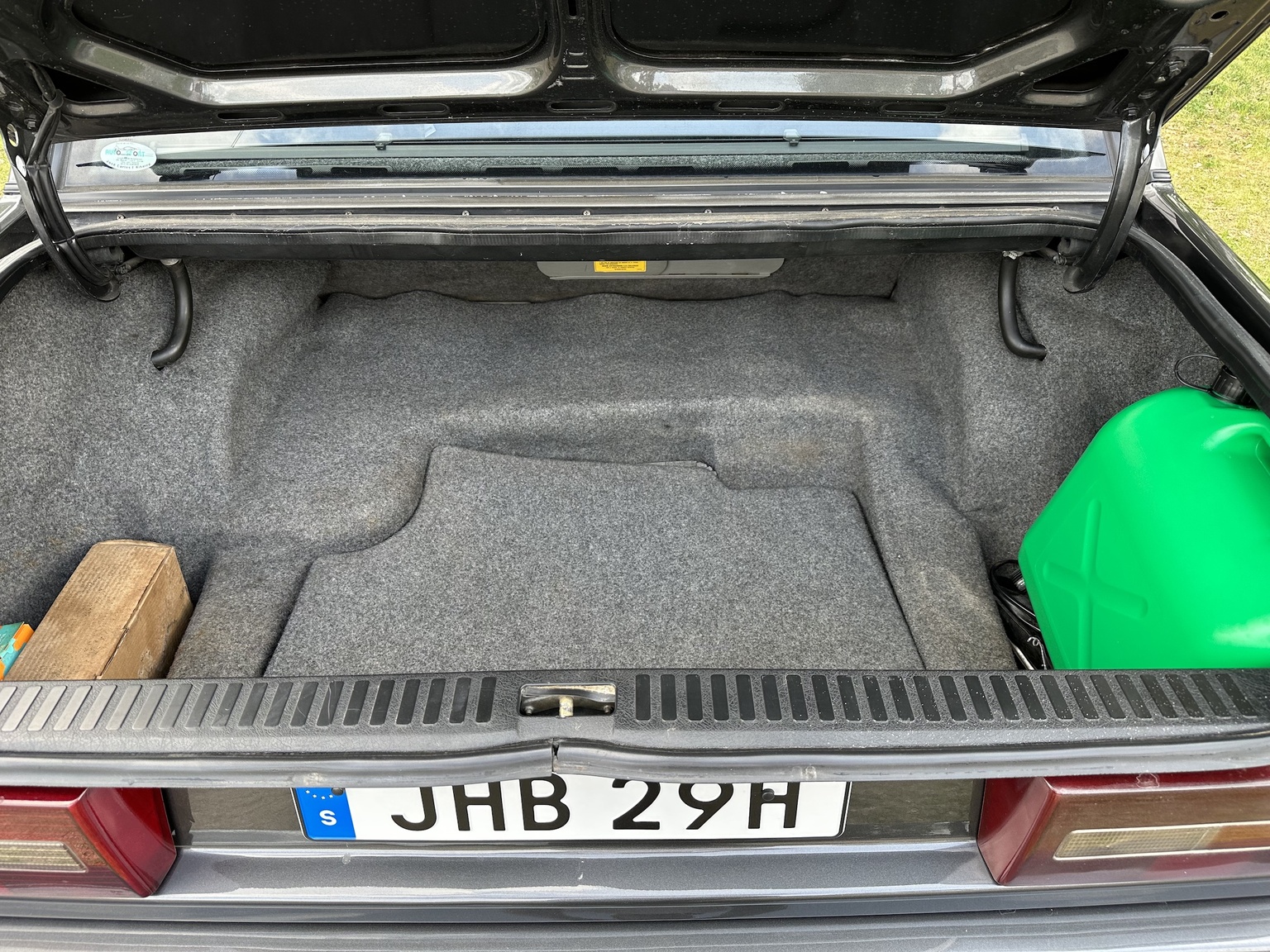 Interior image of 1990 Volvo 740 Turbo 16s