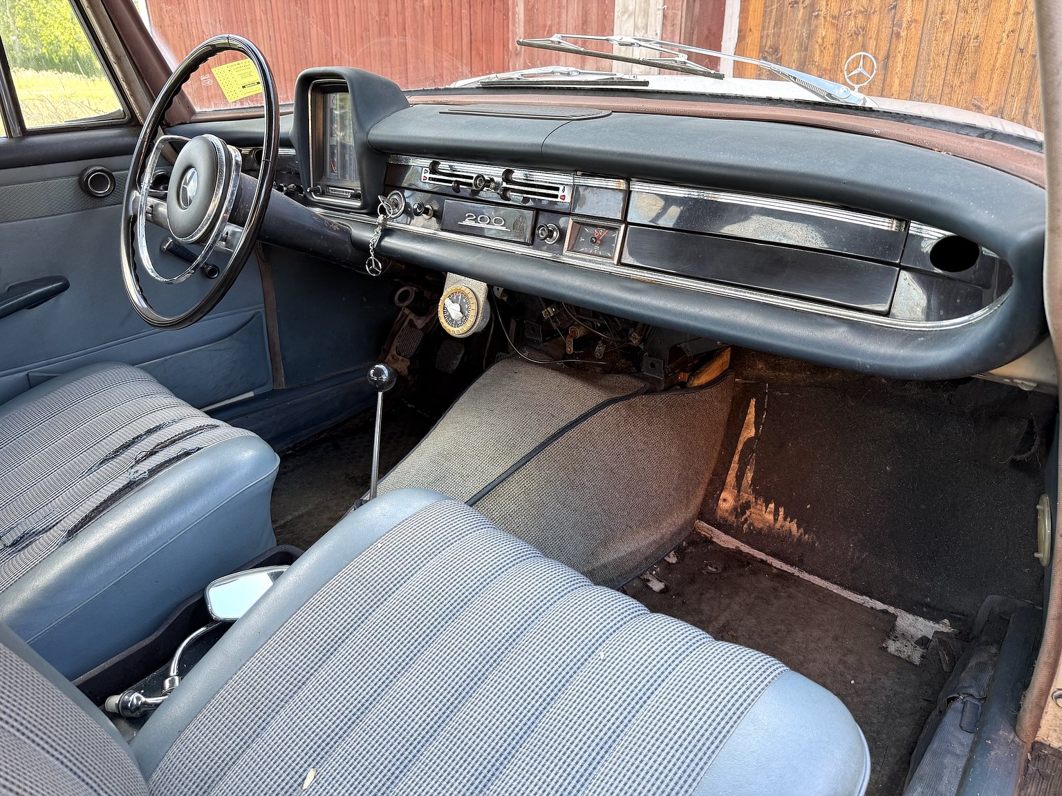 Interiörbild 1967 Mercedes-Benz 200