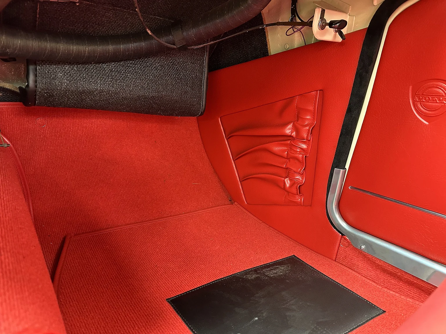 Interior image of 1964 Volvo P1800S (23)