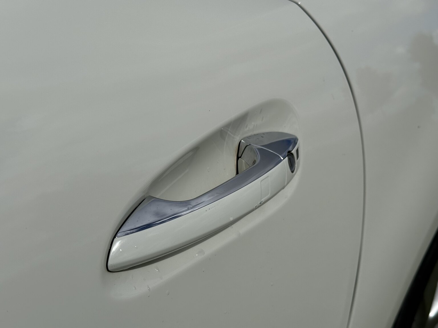 Exteriörbild på 2012 Mercedes-Benz SLK 350