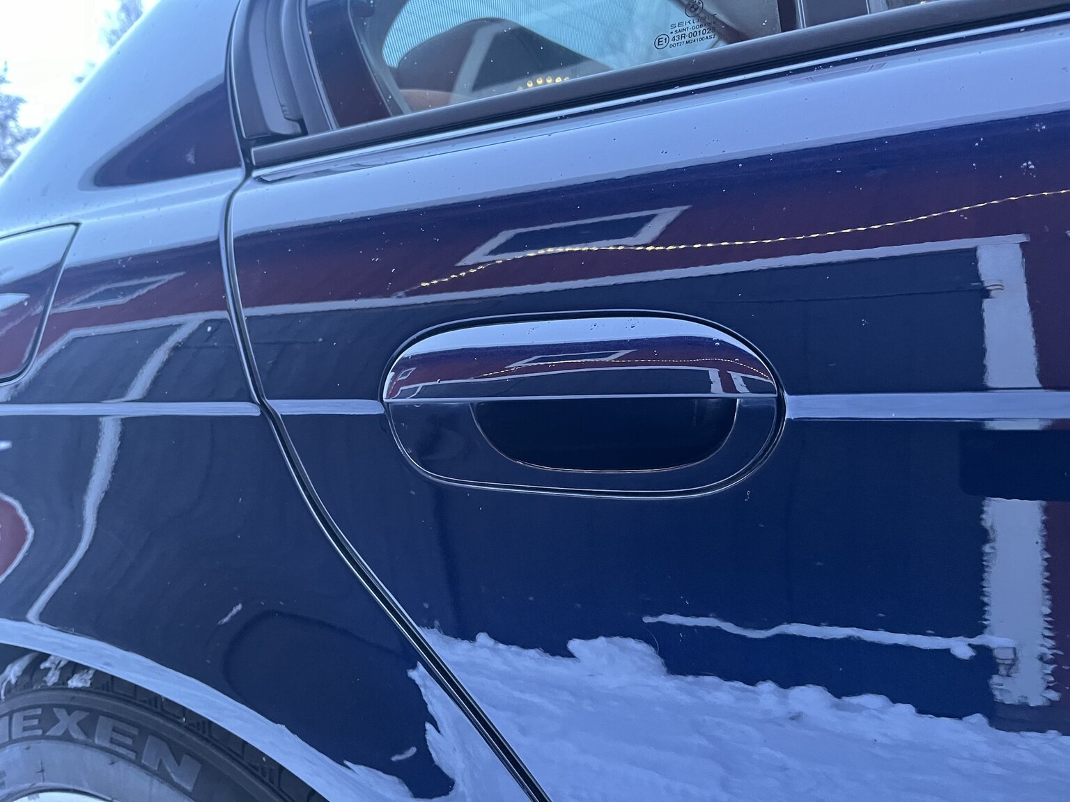 Exteriörbild på 1996 BMW 750IA