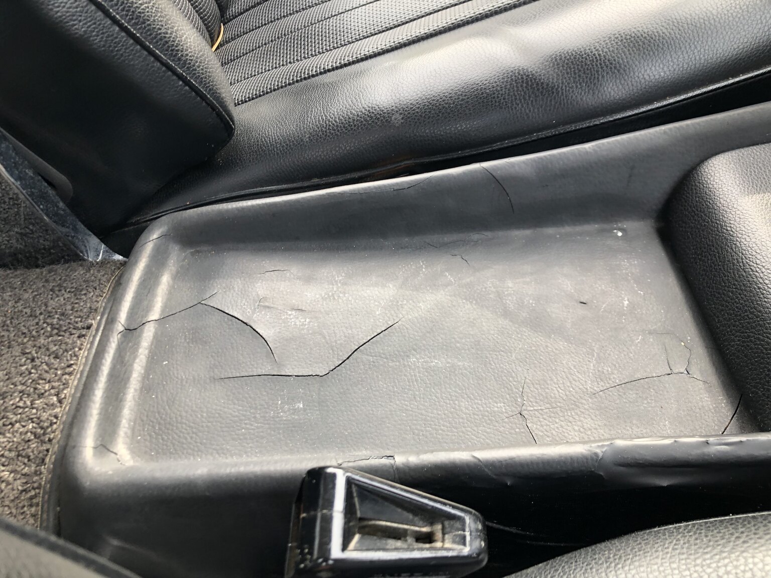 Interiörbild 1972 Mercedes-Benz 350 SL