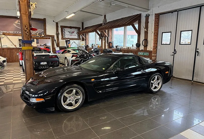 2001 Chevrolet Corvette C5 LS1 Coupe EU BWT768